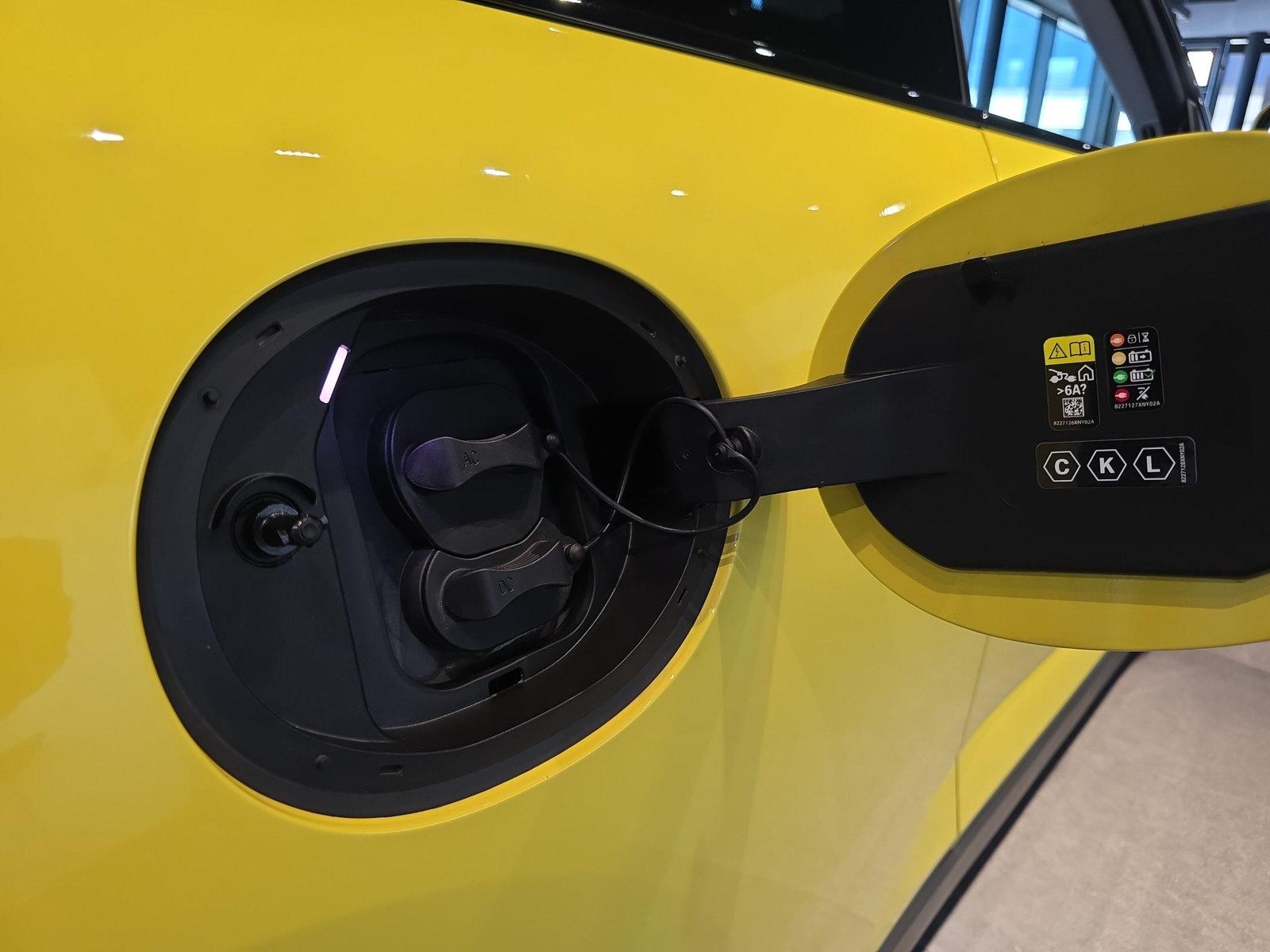 MINI Cooper SE J01 (CH)-image-24