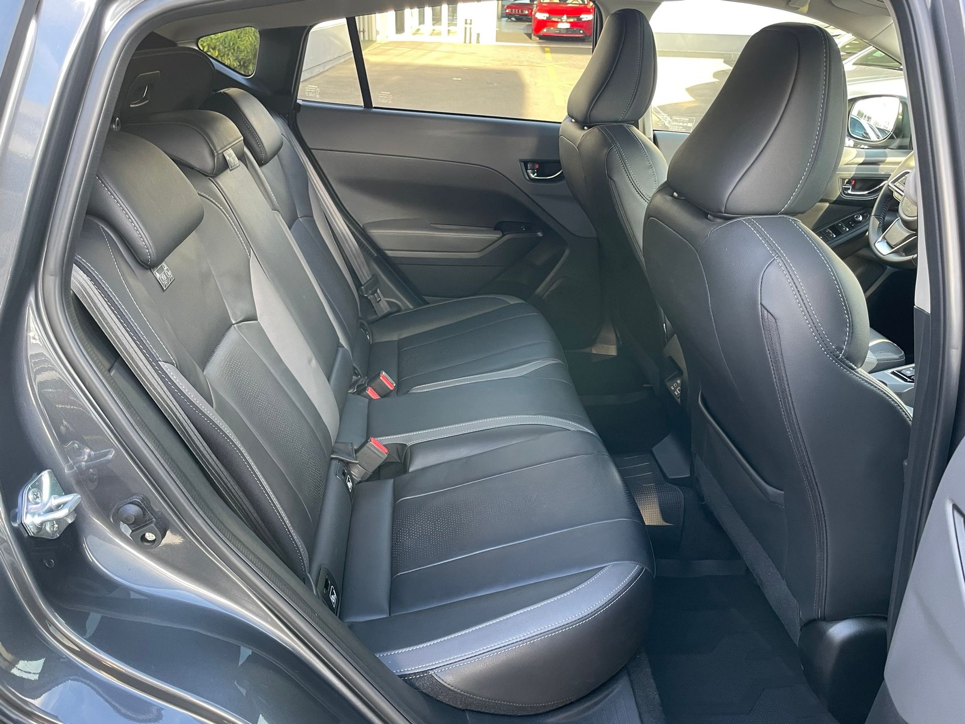 SUBARU Crosstrek 2.0 e-Boxer Luxury AWD Lineartronic-image-15