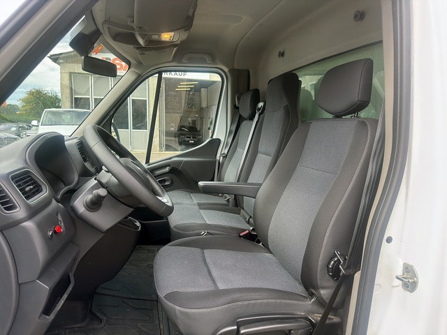 RENAULT Master T35 ENERGY dCi180 L3H1-image-8