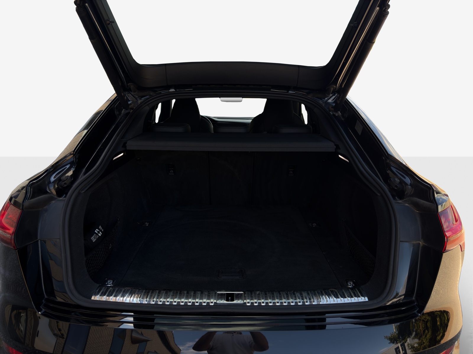 AUDI e-tron S Sportback quattro-image-13