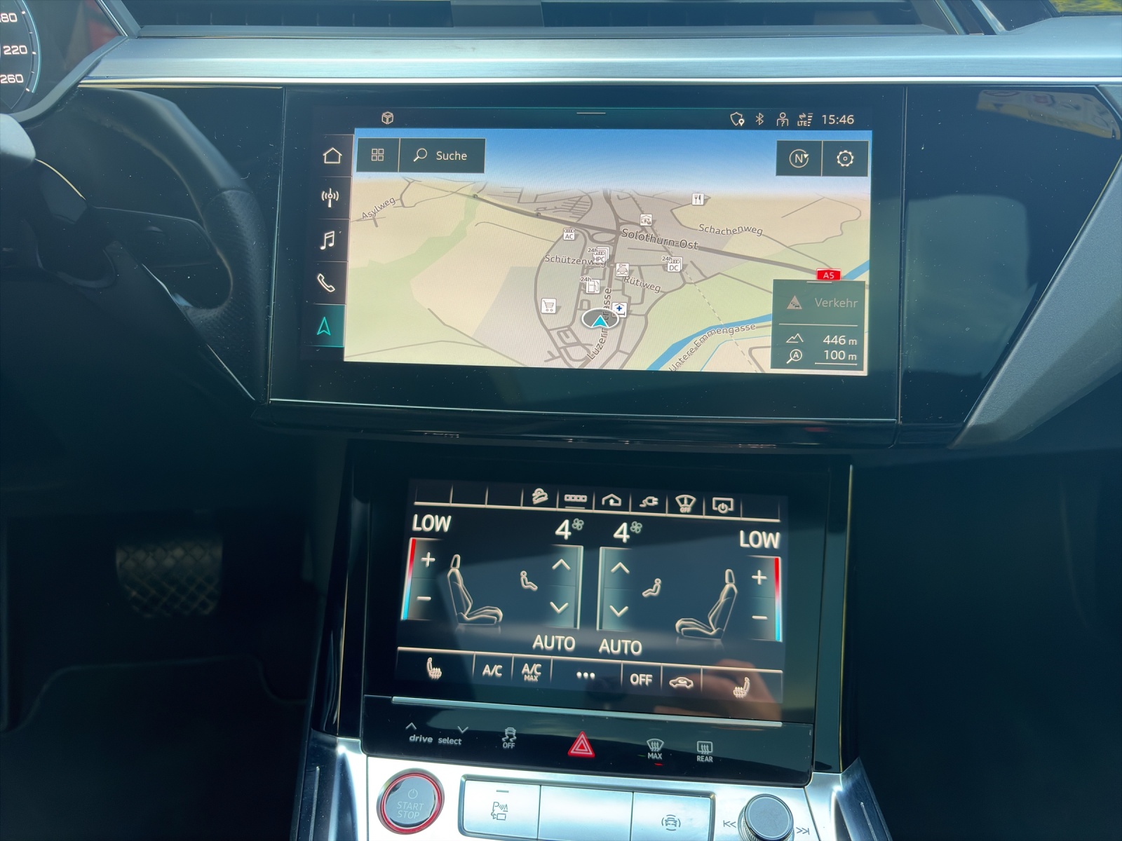AUDI e-tron S Sportback quattro-image-11