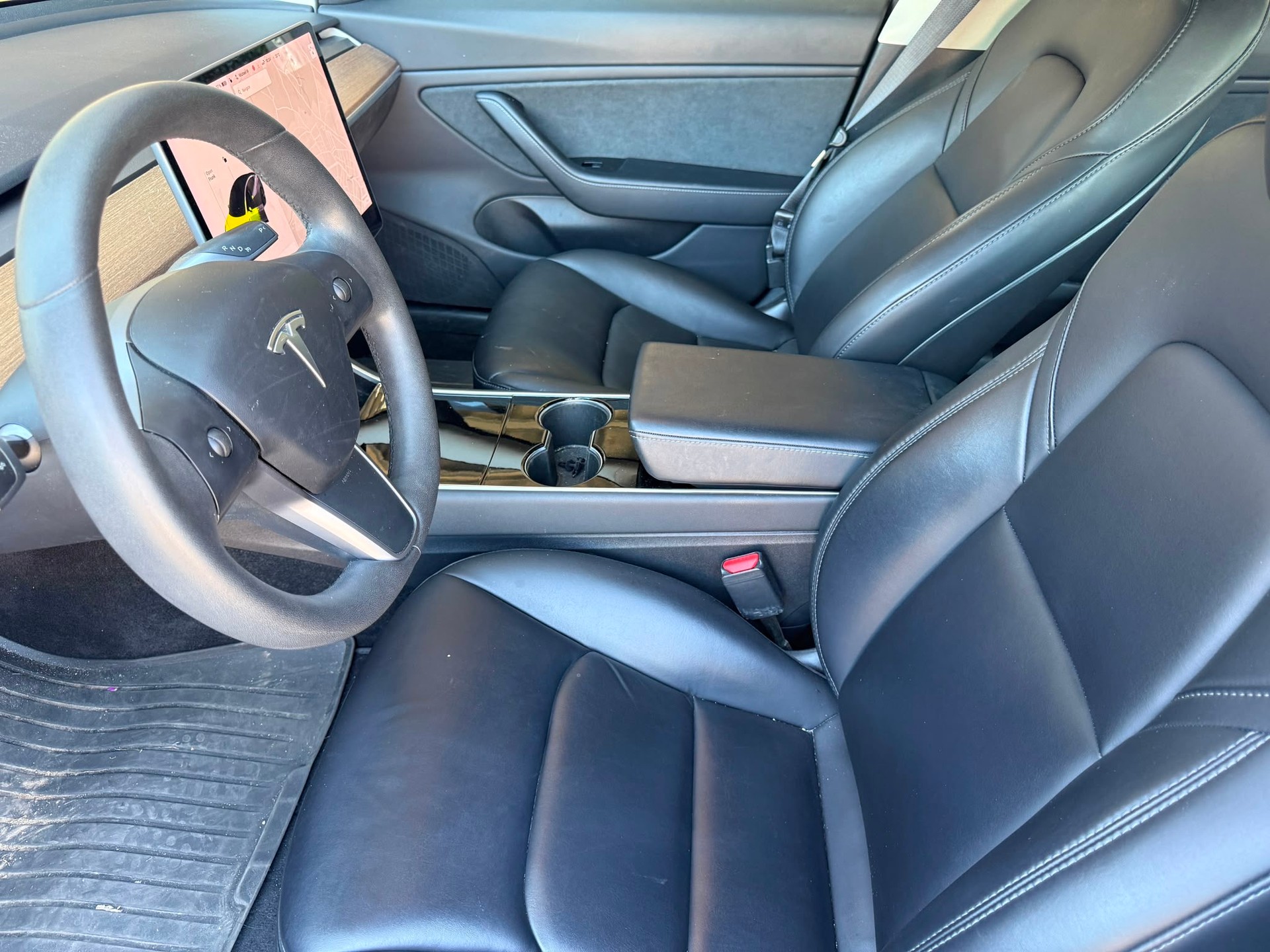 TESLA Model 3 Long Range Dual Motor AWD-image-11