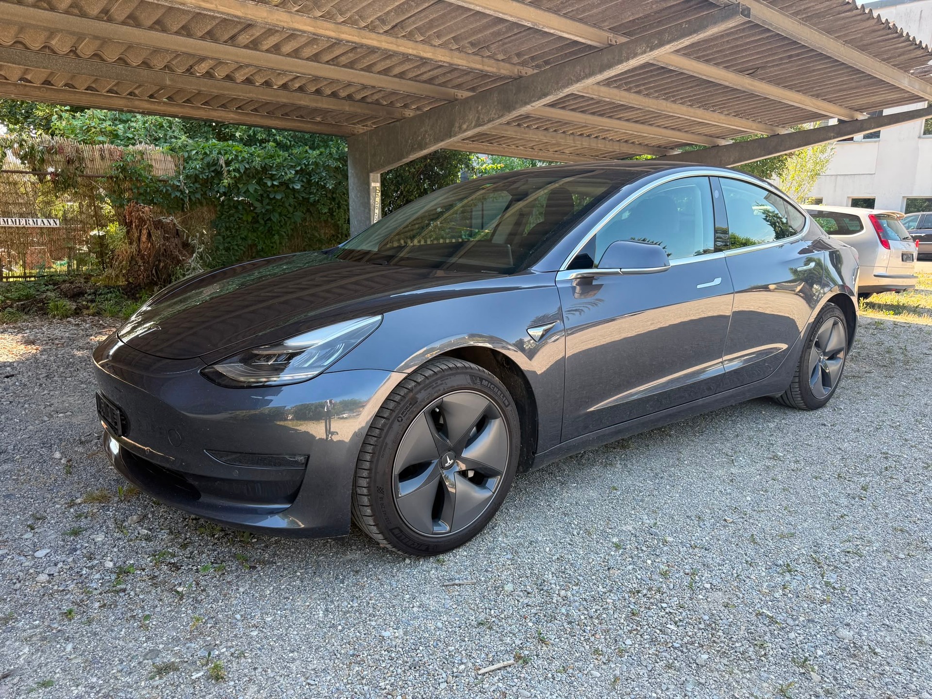 TESLA Model 3 Long Range Dual Motor AWD-image-15
