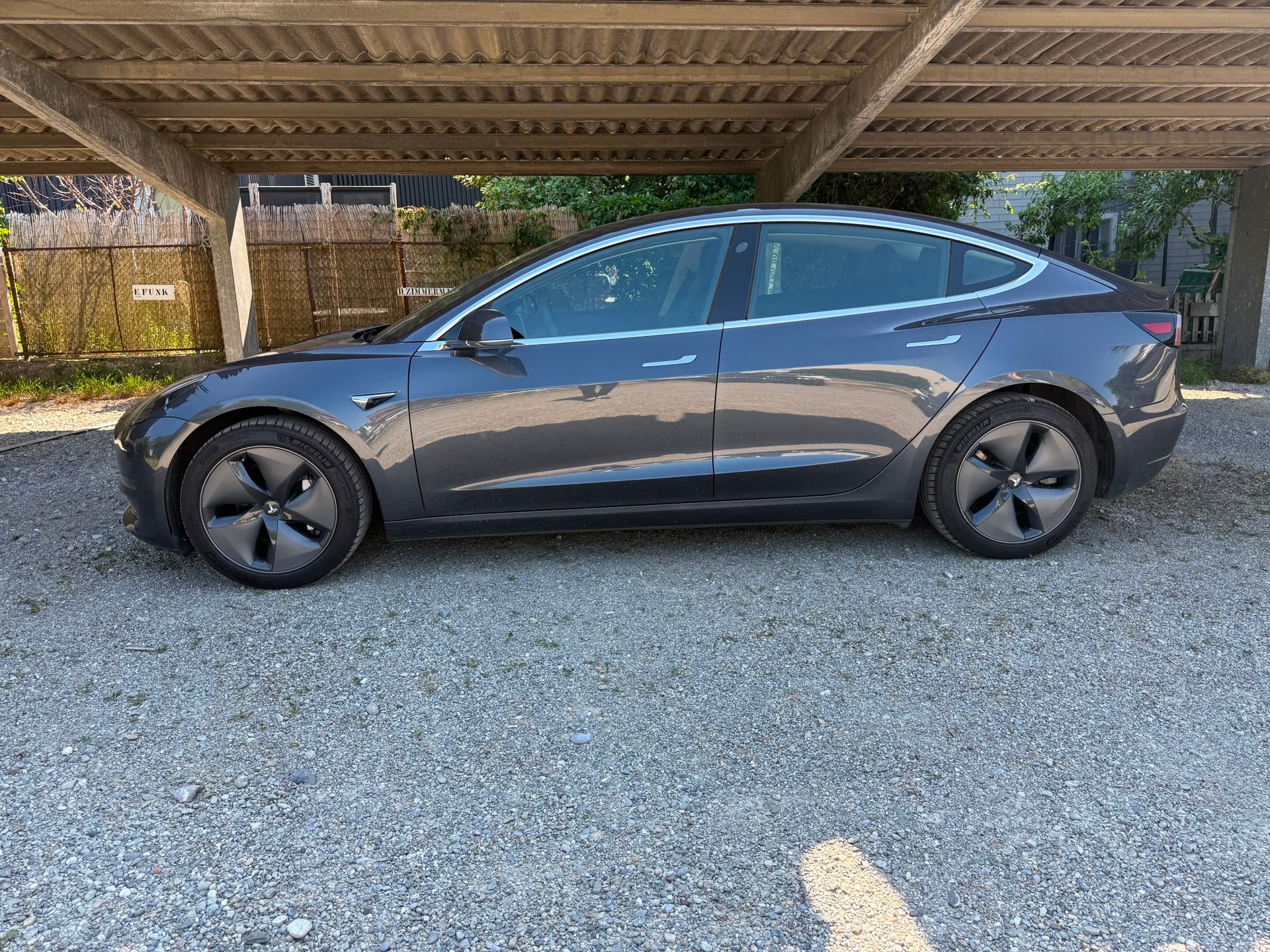 TESLA Model 3 Long Range Dual Motor AWD-image-21