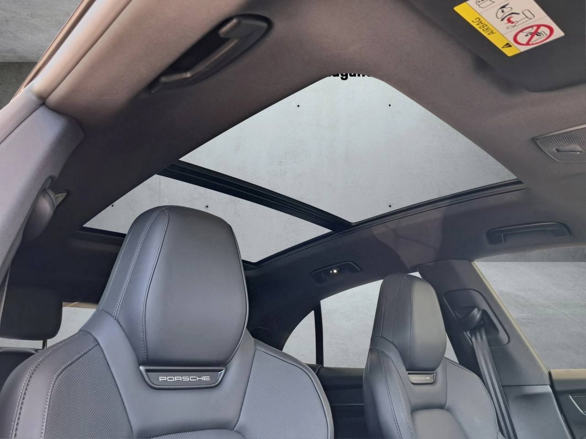 PORSCHE Macan 4-image-18