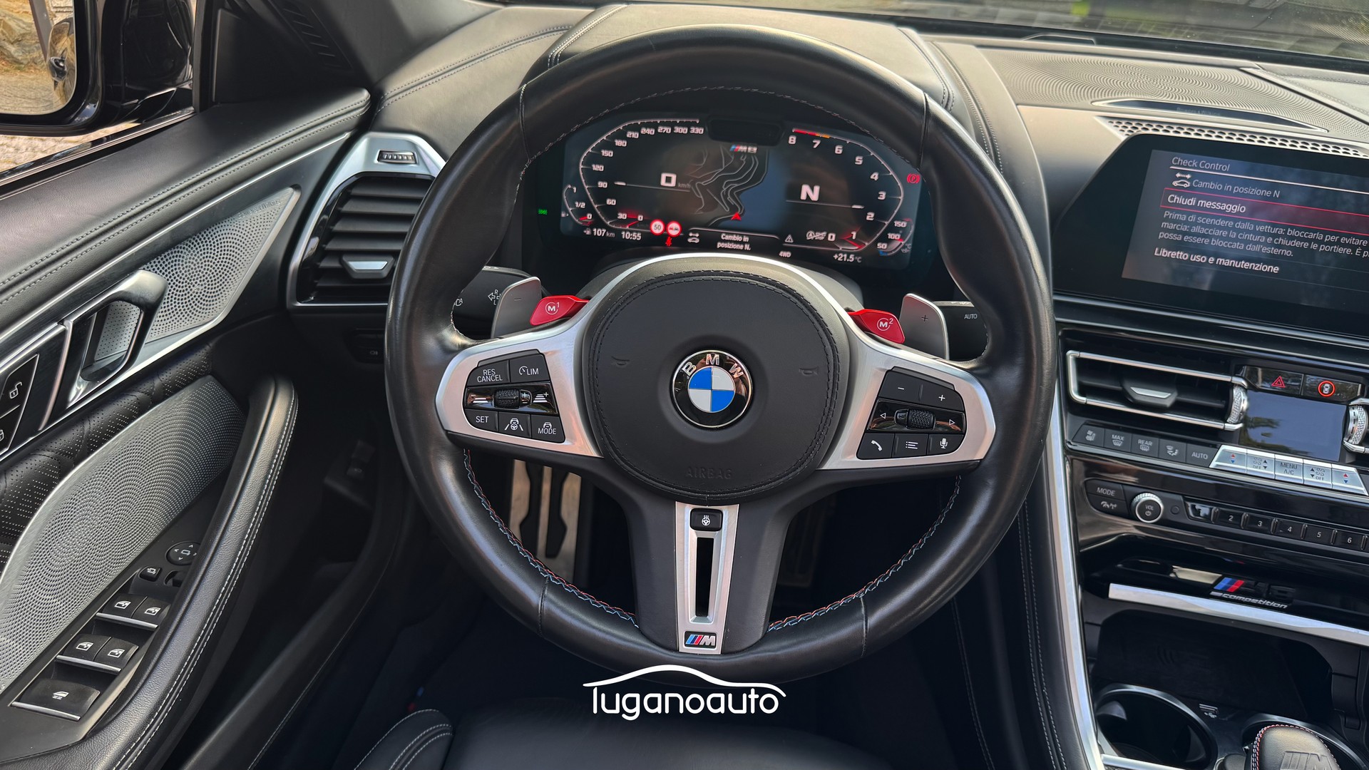 BMW M8 xDrive M Competition Steptronic-image-10
