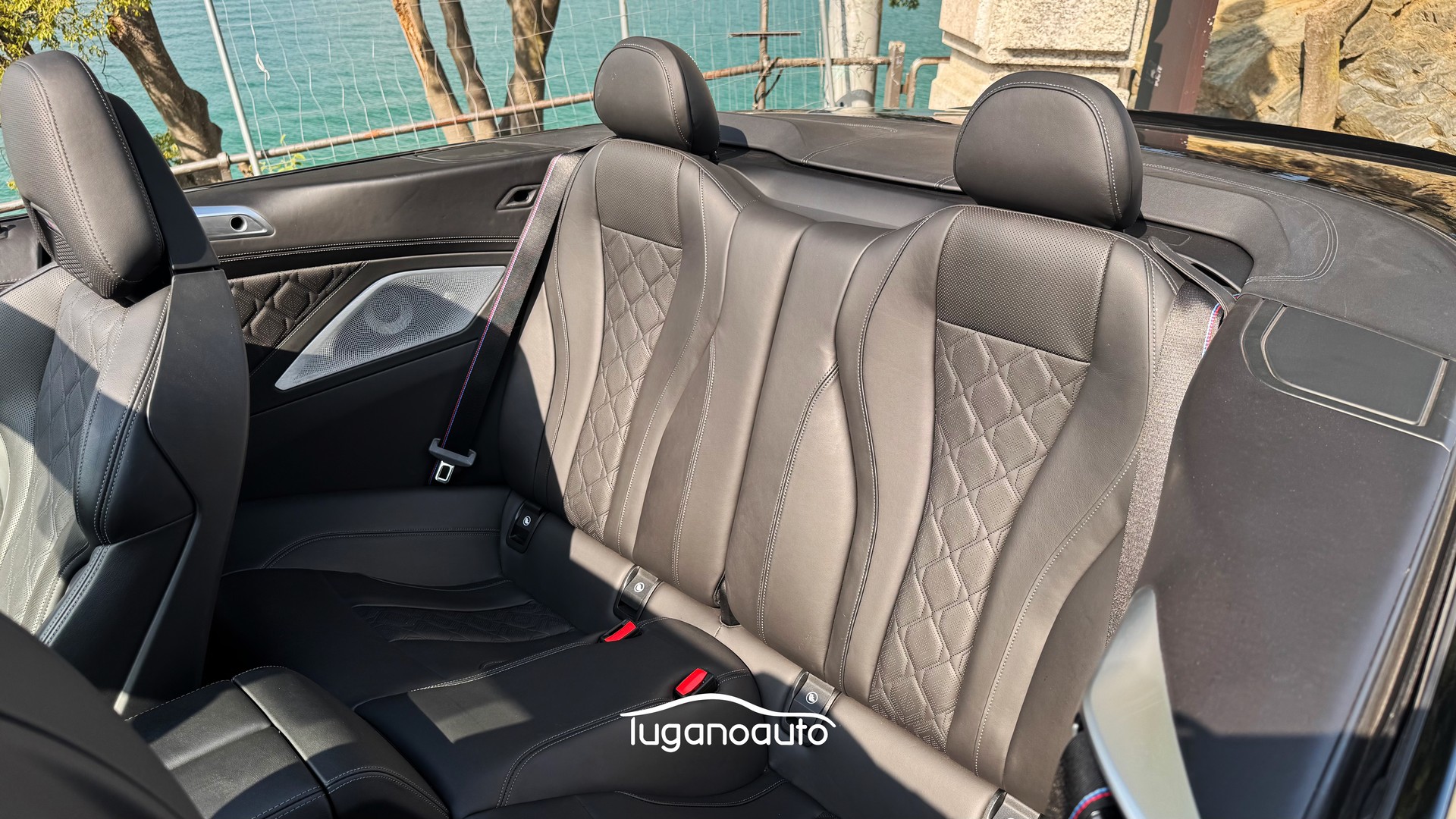 BMW M8 xDrive M Competition Steptronic-image-13