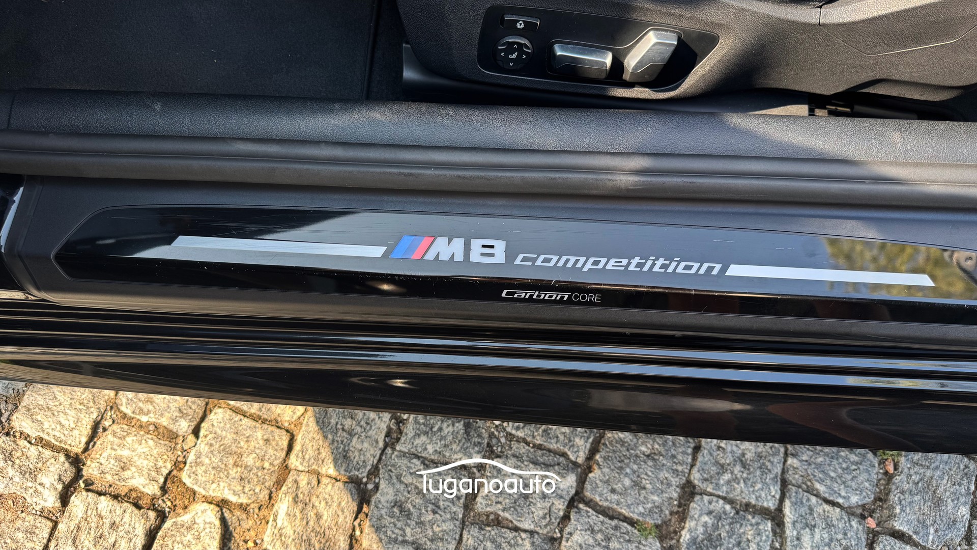 BMW M8 xDrive M Competition Steptronic-image-14