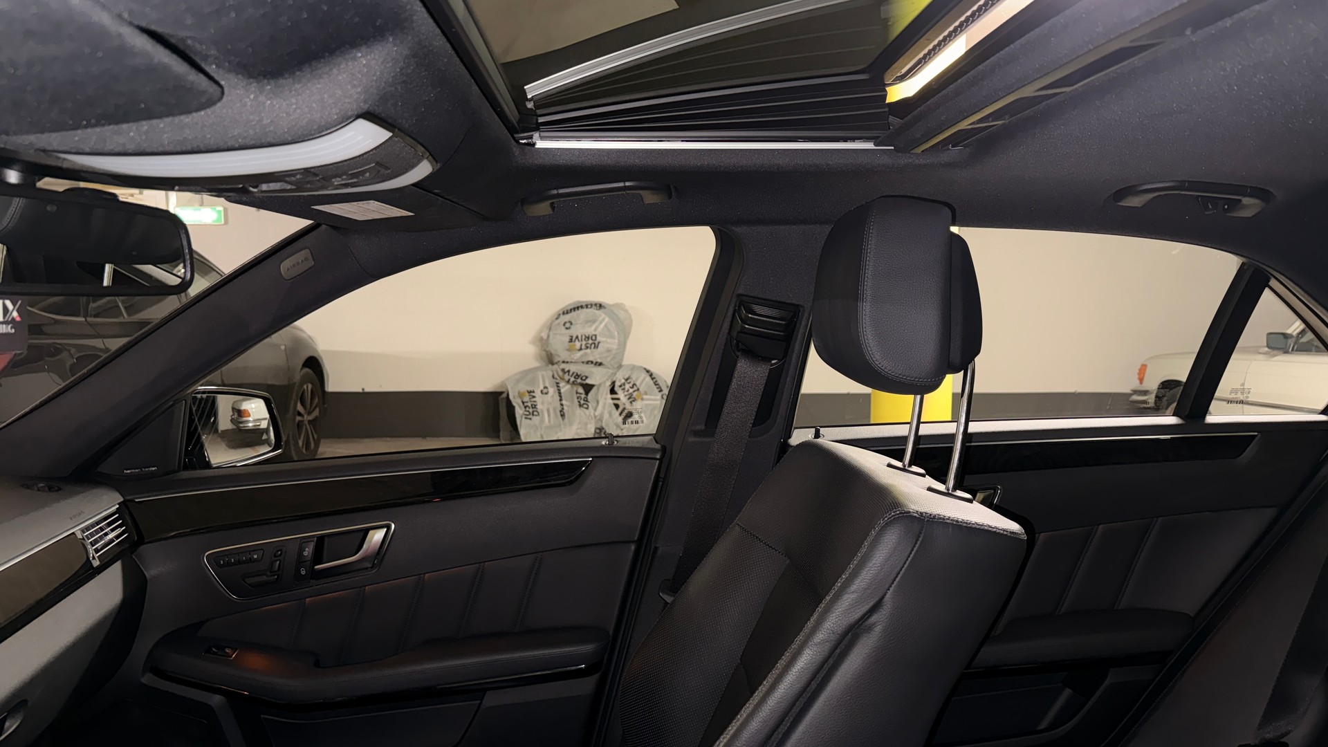 MERCEDES-BENZ E 500 V8 BlueEF Avantg. 4matic-image-14
