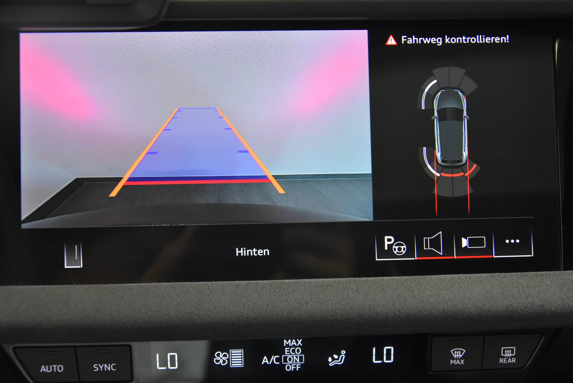 AUDI A3 Sportback 35 TFSI S line Attraction S-tronic-image-6