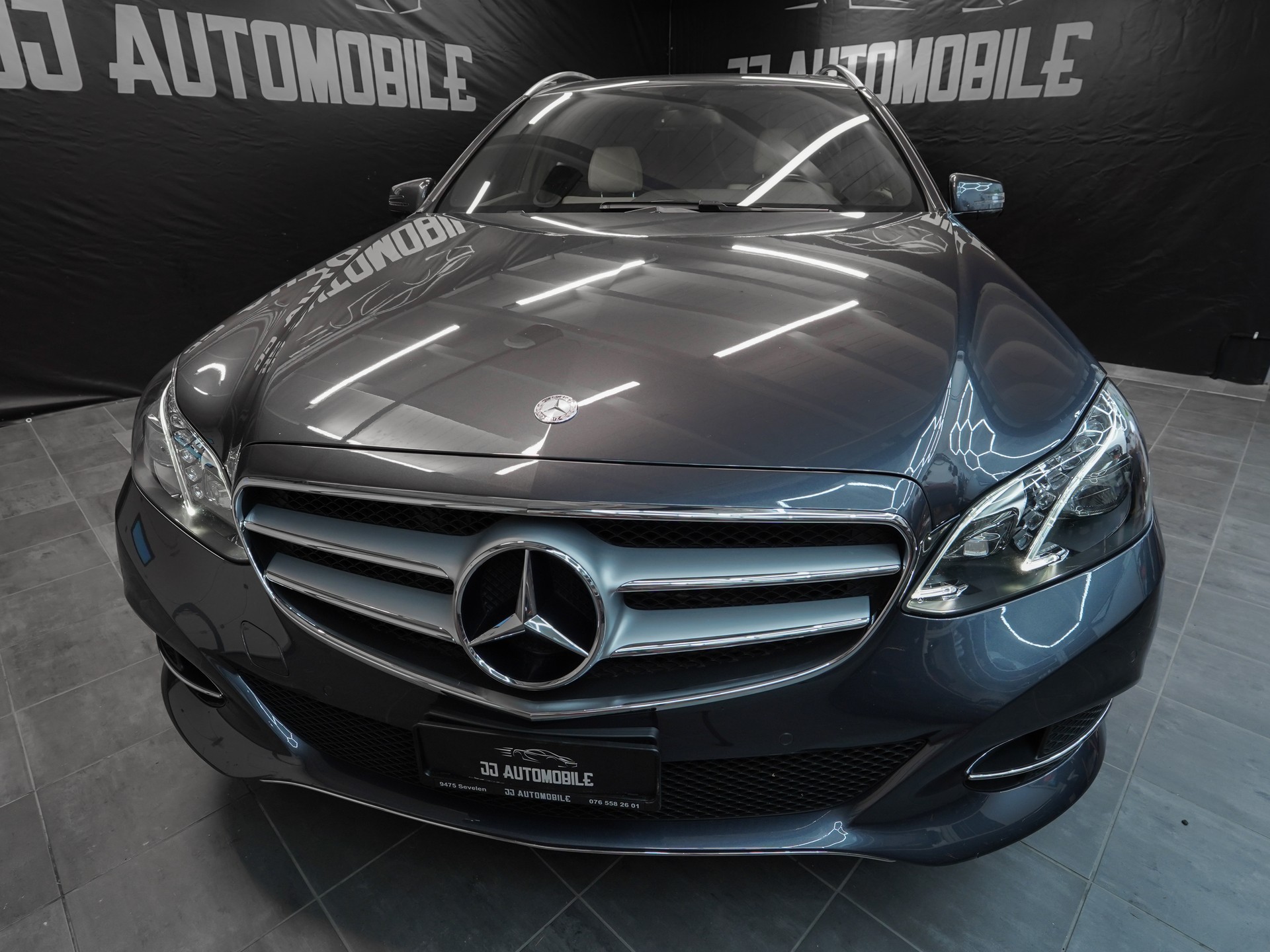 MERCEDES-BENZ E 350 BlueTEC Avantgarde 4Matic 7G-Tronic-image-1