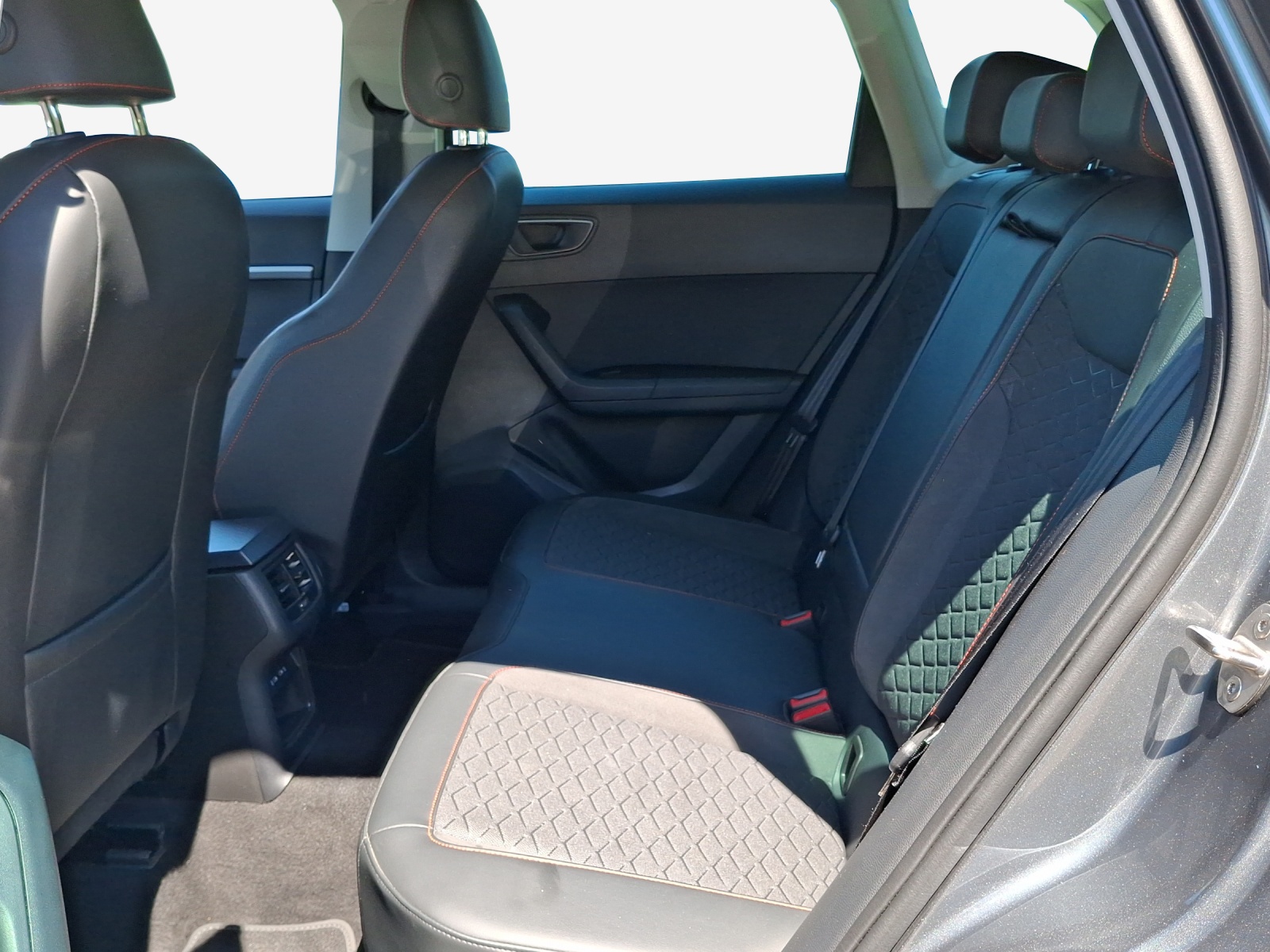 SEAT Ateca 1.5 TSI EVO DSG FR-image-10