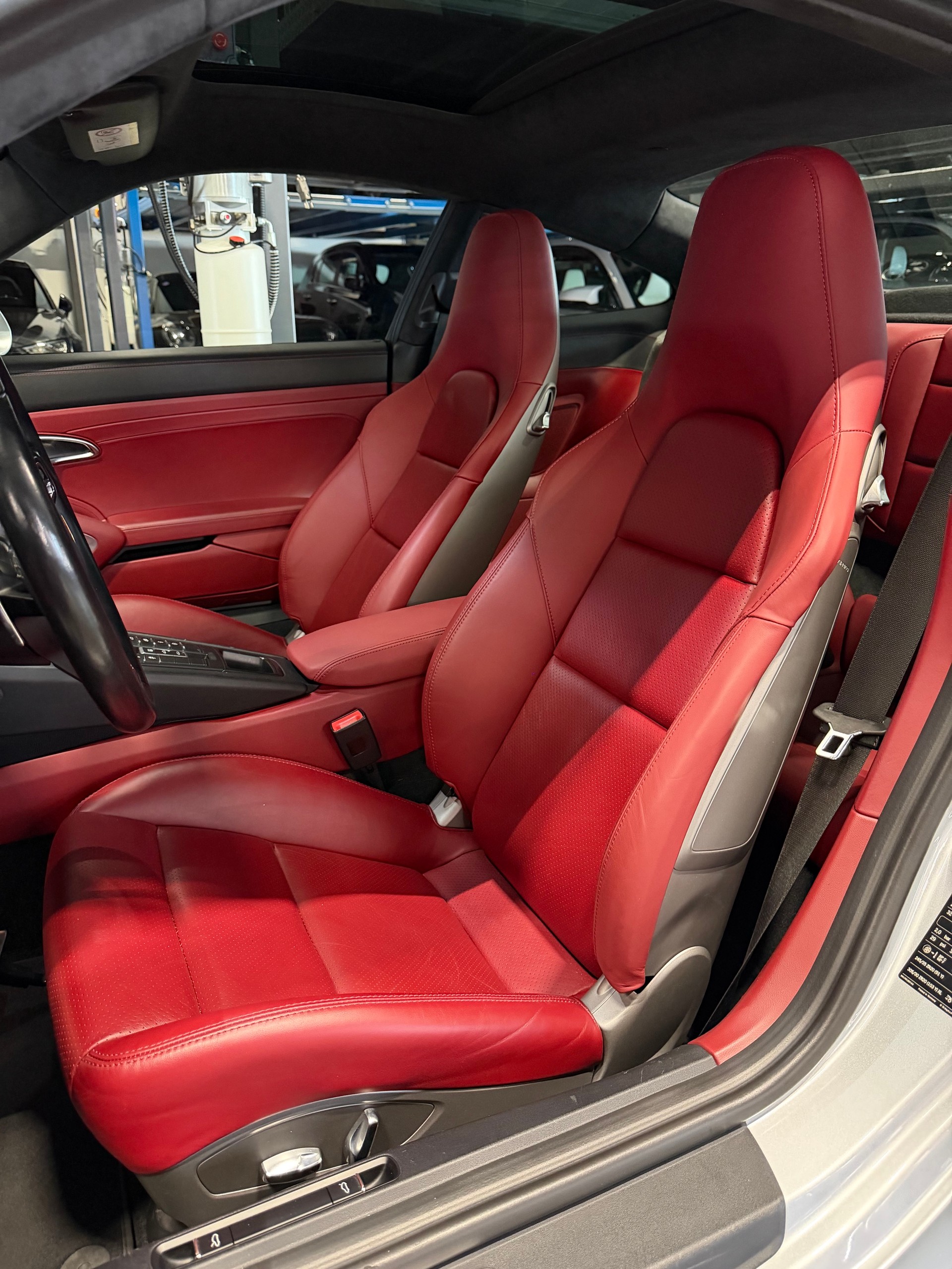 PORSCHE 911 Carrera GTS PDK-image-11