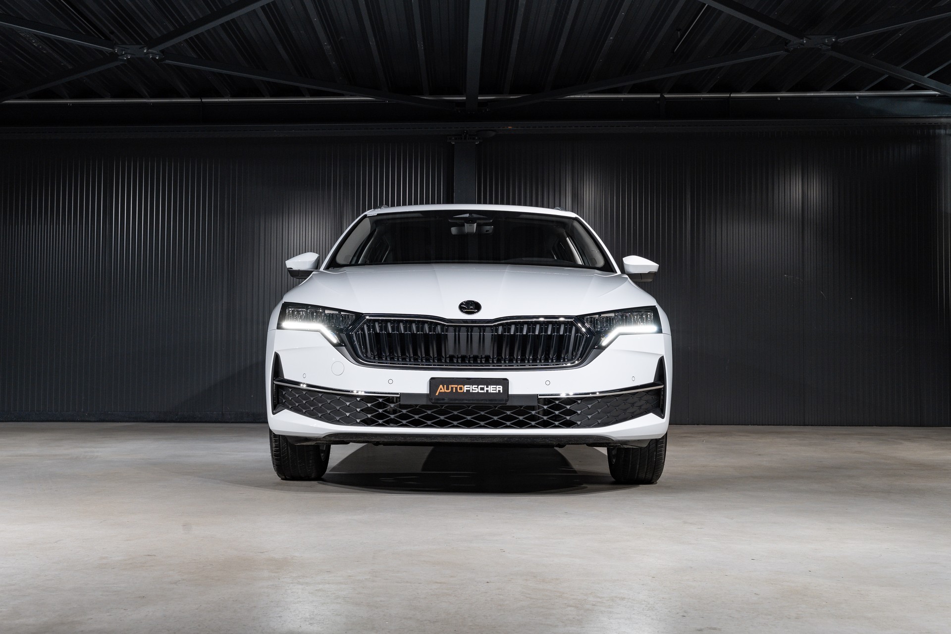 SKODA Octavia Combi 1.5 TSI mHEV DSG Selection-showroom-element-3