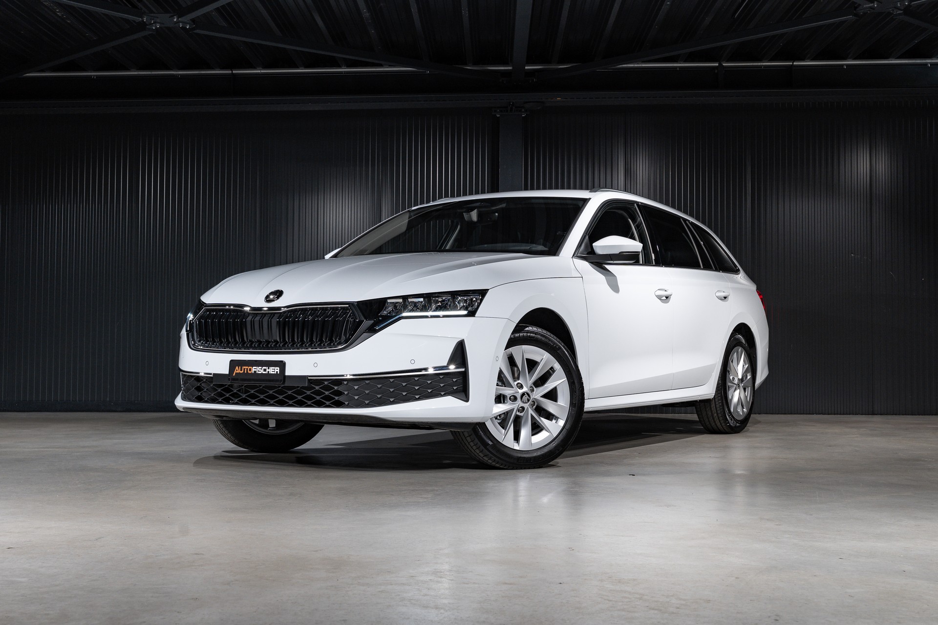 SKODA Octavia Combi 1.5 TSI mHEV DSG Selection