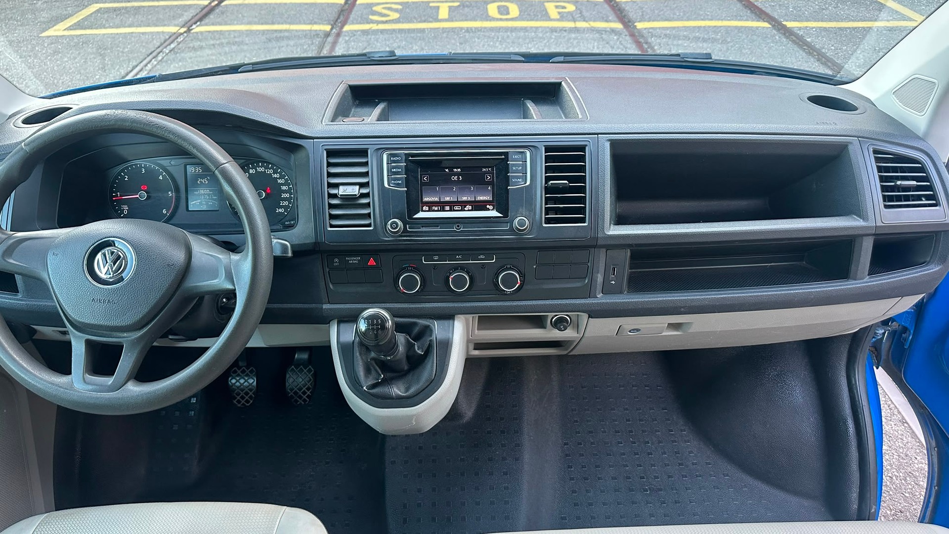VW T6 2.0 TDI-image-11