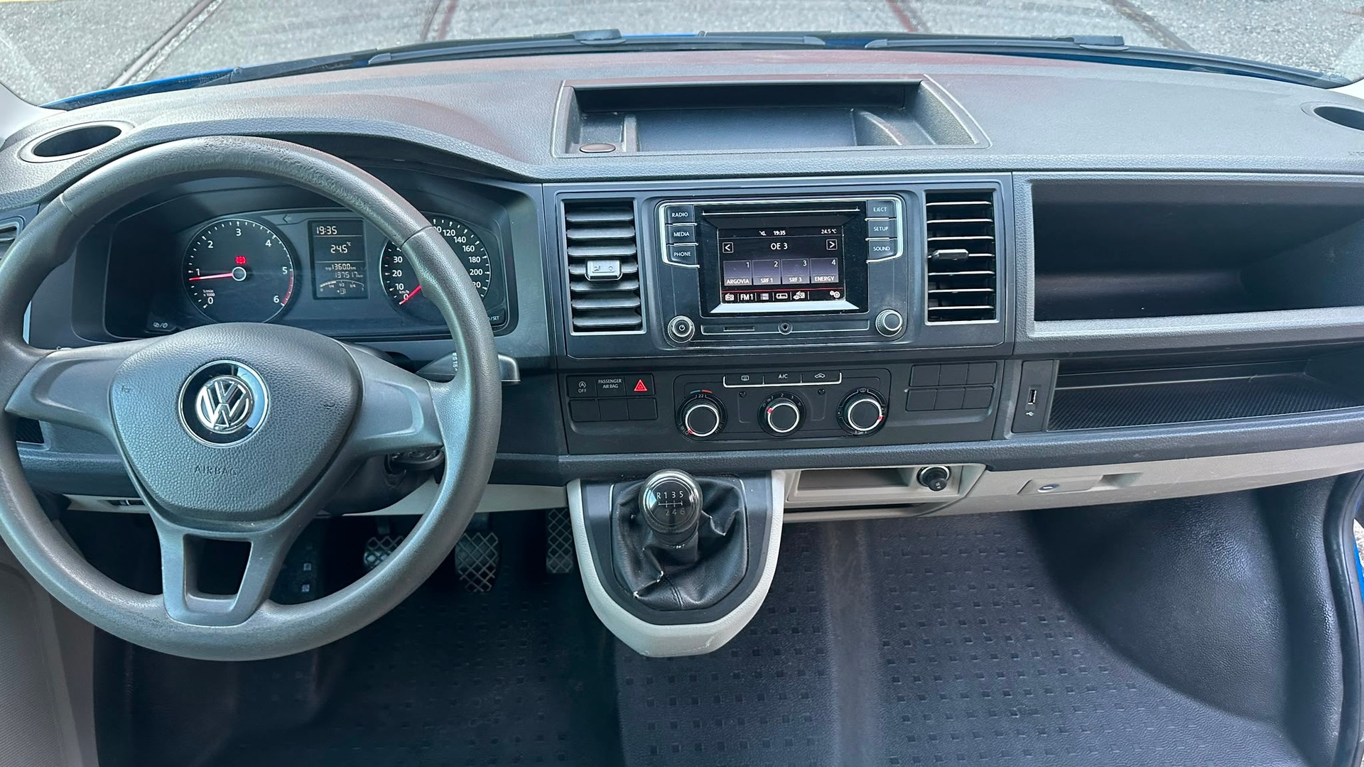 VW T6 2.0 TDI-image-10