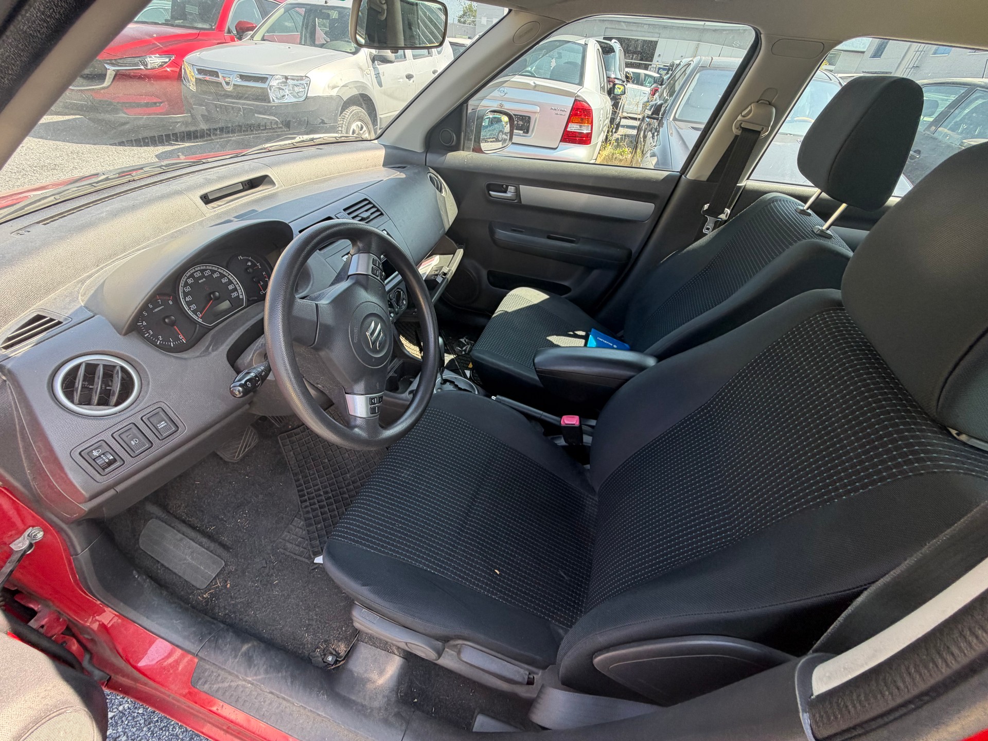 SUZUKI Swift 1.5i 16V VVT GL Top-image-7