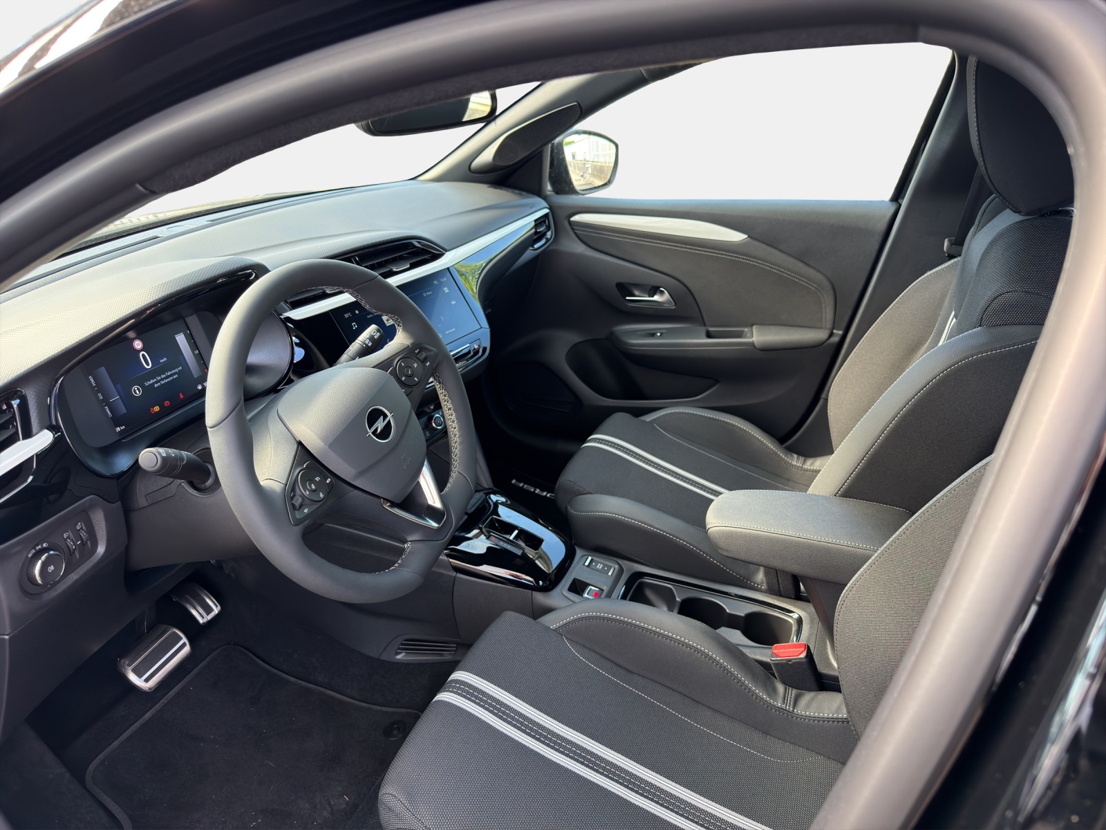 OPEL Corsa 1.2T/100 Viva-image-9