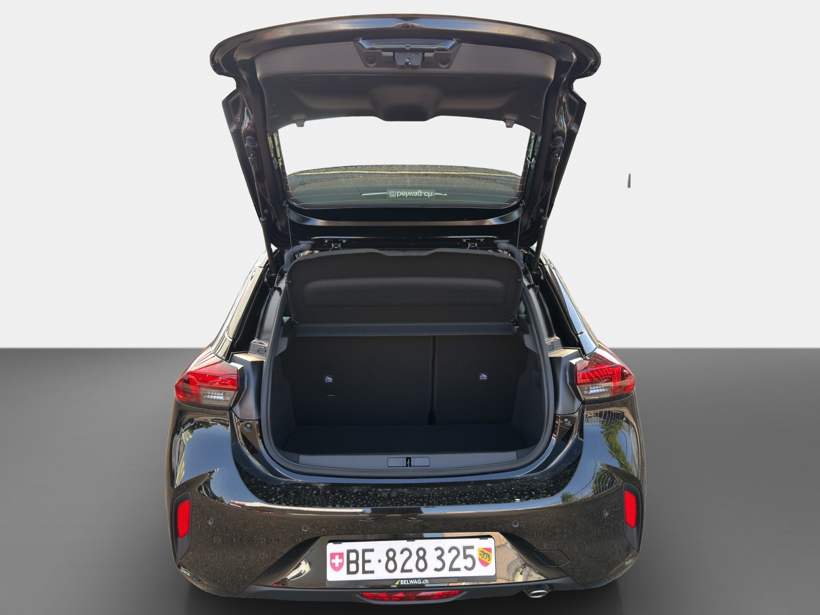 OPEL Corsa 1.2T/100 Viva-image-11