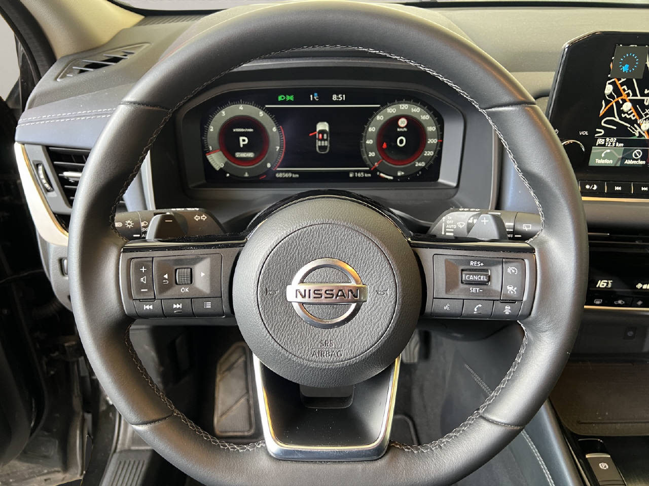 NISSAN Qashqai 1.3 DIG-T 158PS N-Connecta Business-image-14