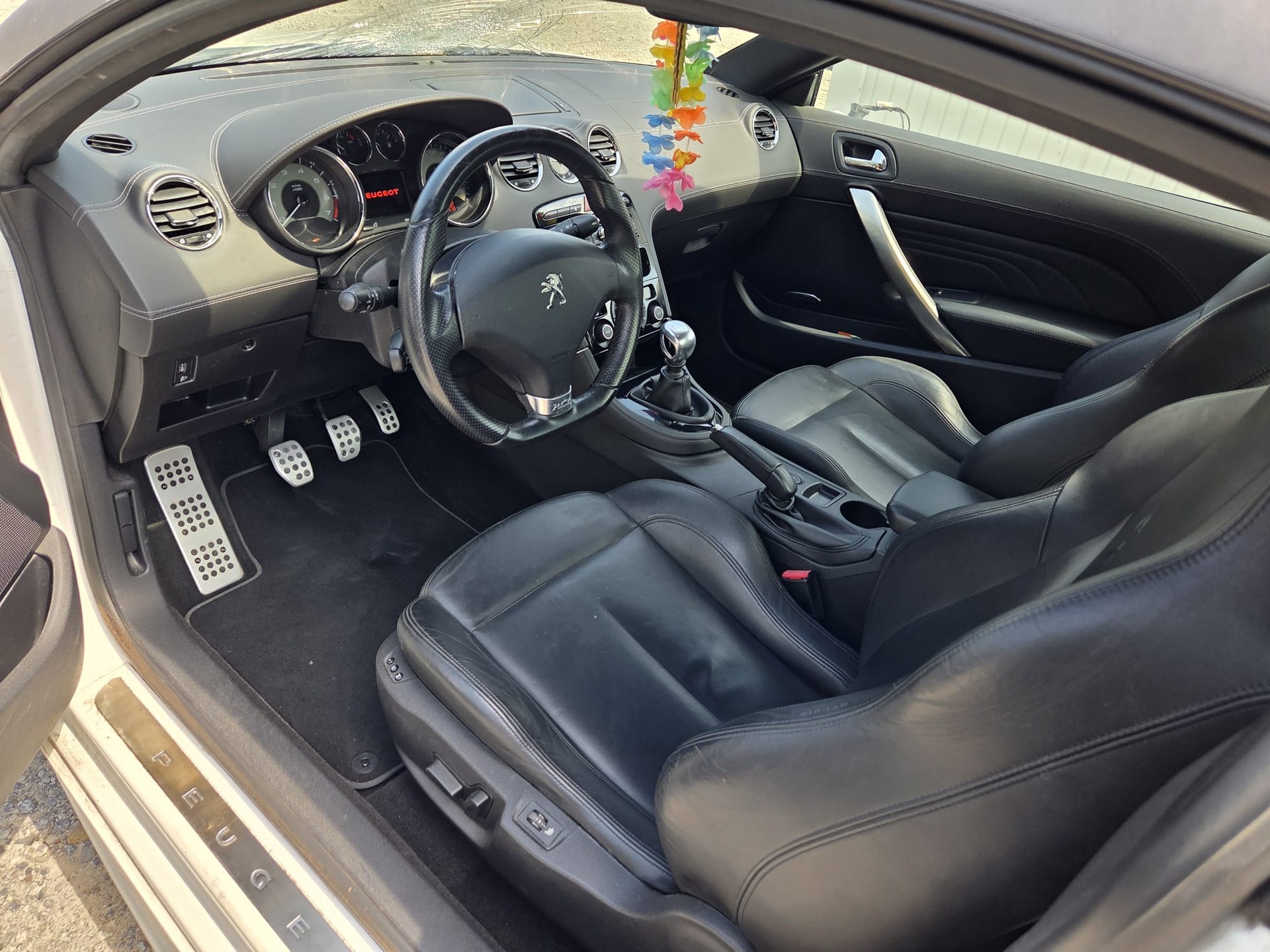PEUGEOT RCZ 1.6 Turbo-image-13