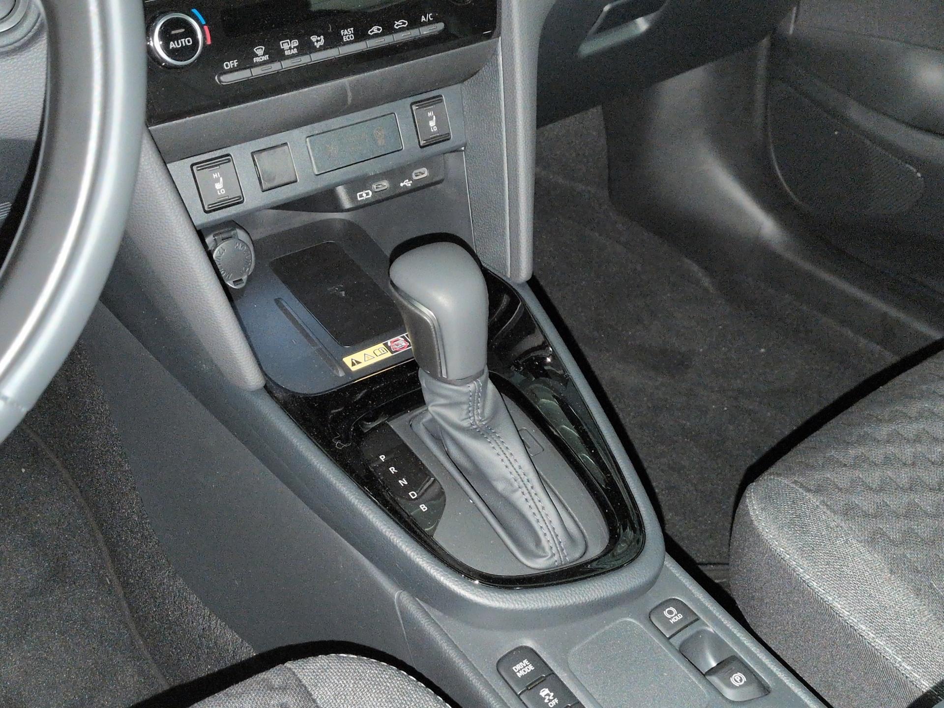 TOYOTA Yaris Cross 1.5 Trend e-CVT-image-11