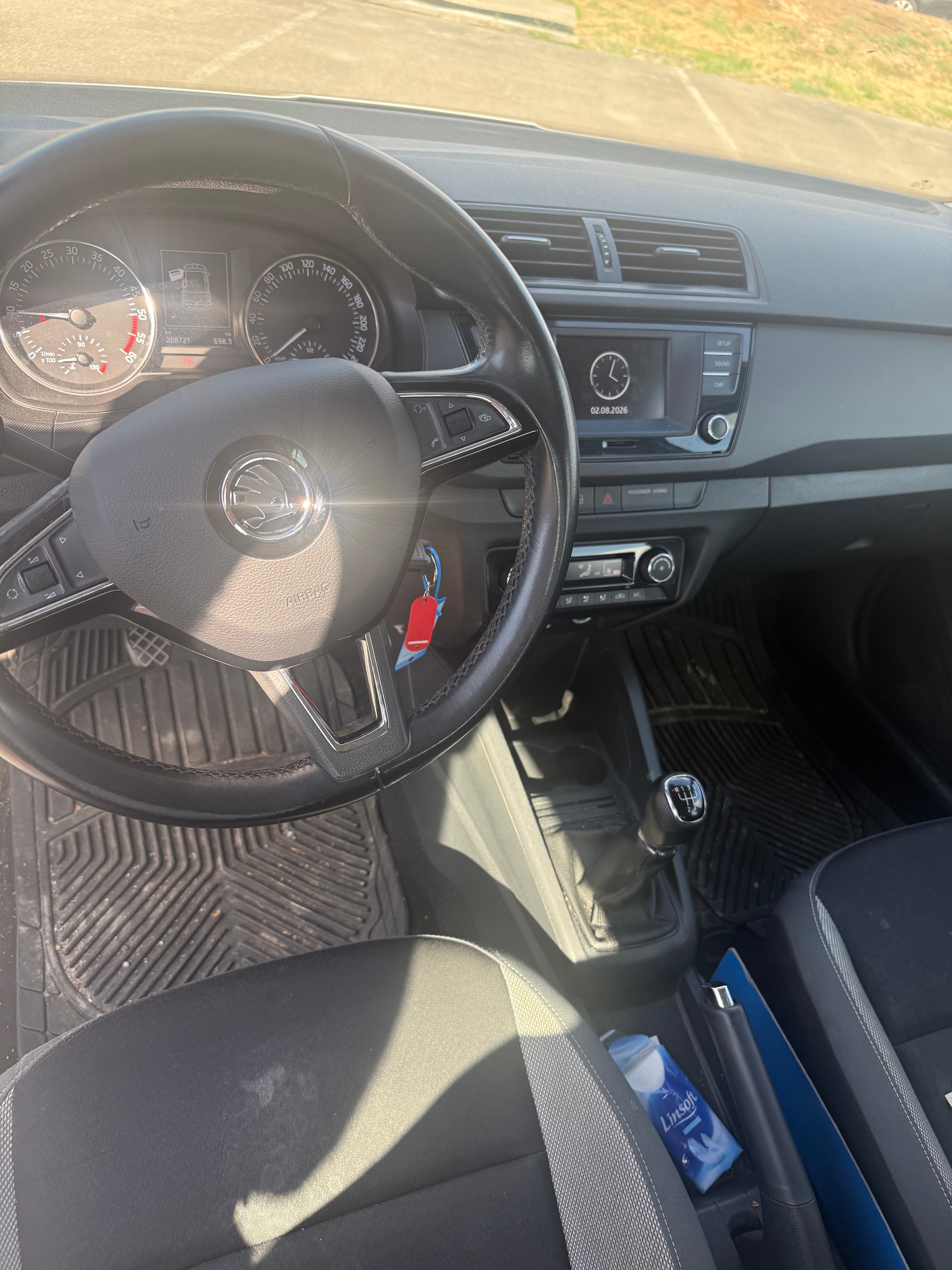 SKODA Fabia 1.4 TDI Swiss Edition-image-7