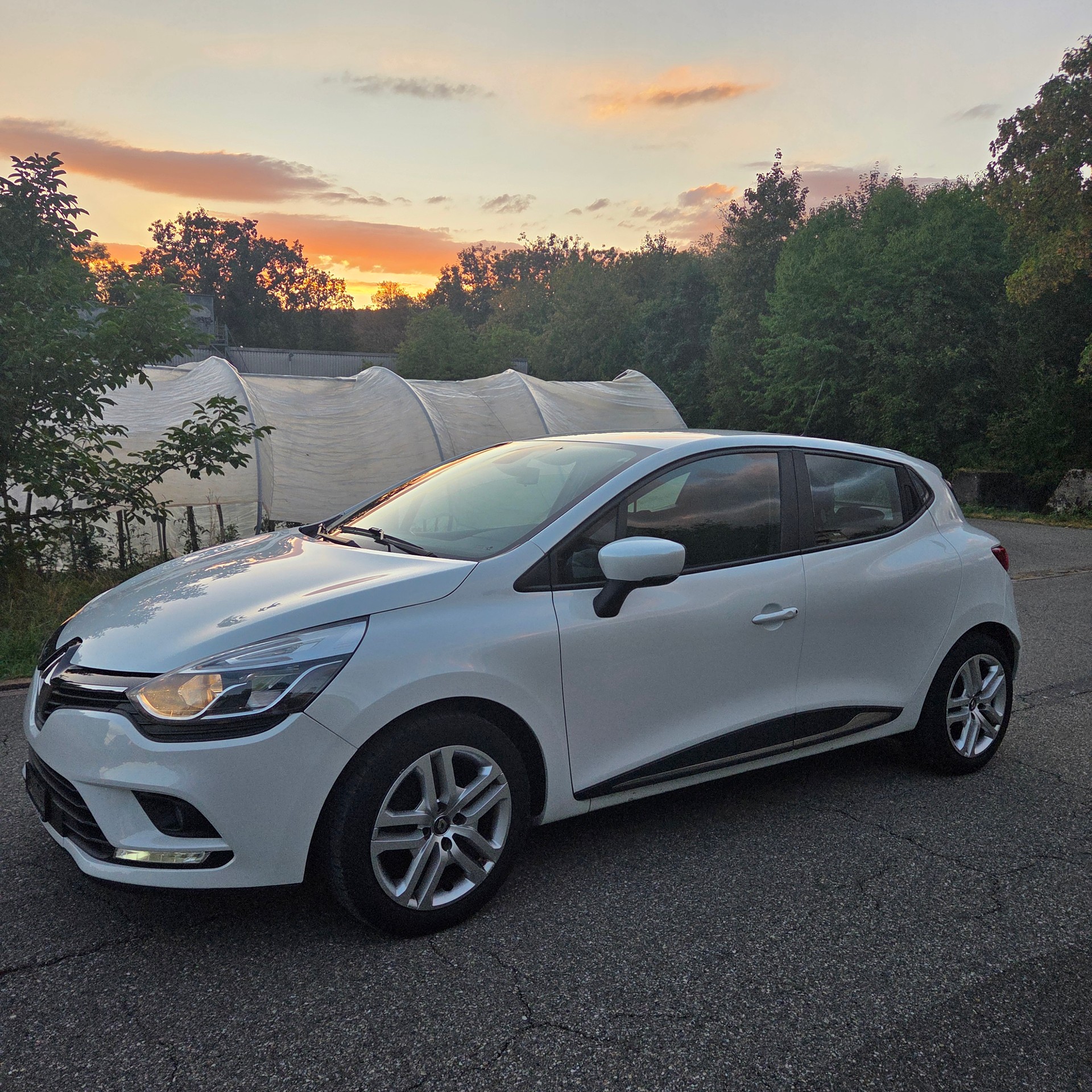 RENAULT Clio 0.9 12V Zen