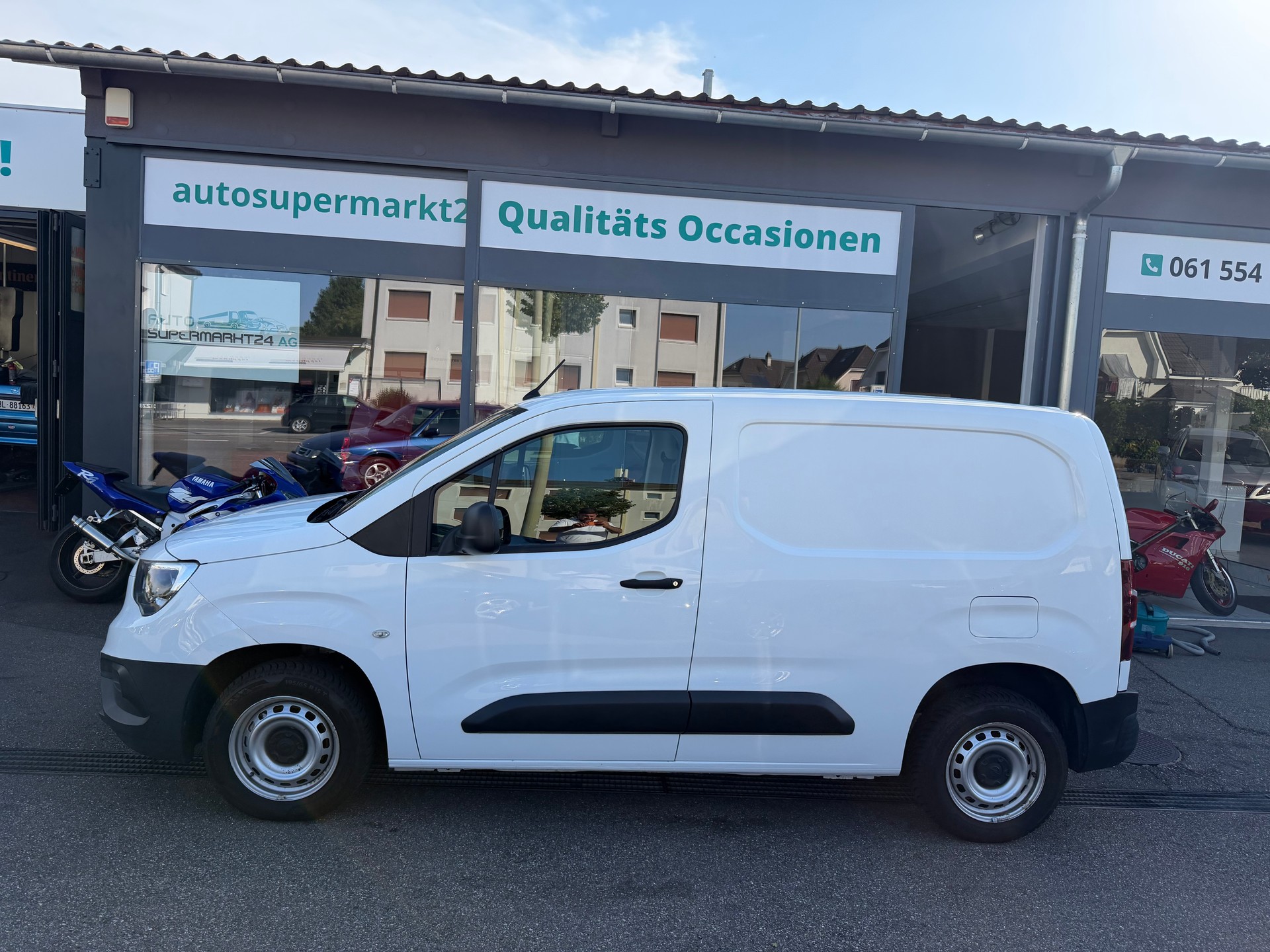 OPEL Combo 1.2 Cargo Basic start/stop-image-1