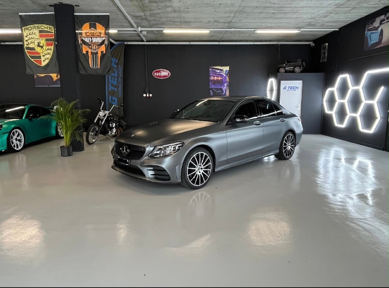 MERCEDES-BENZ C 200 Swiss Star 4 Matic AMG Line-image-0