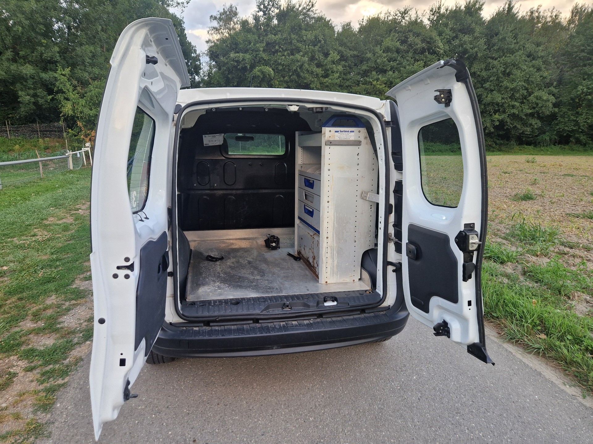 RENAULT Kangoo Z.E.-image-6