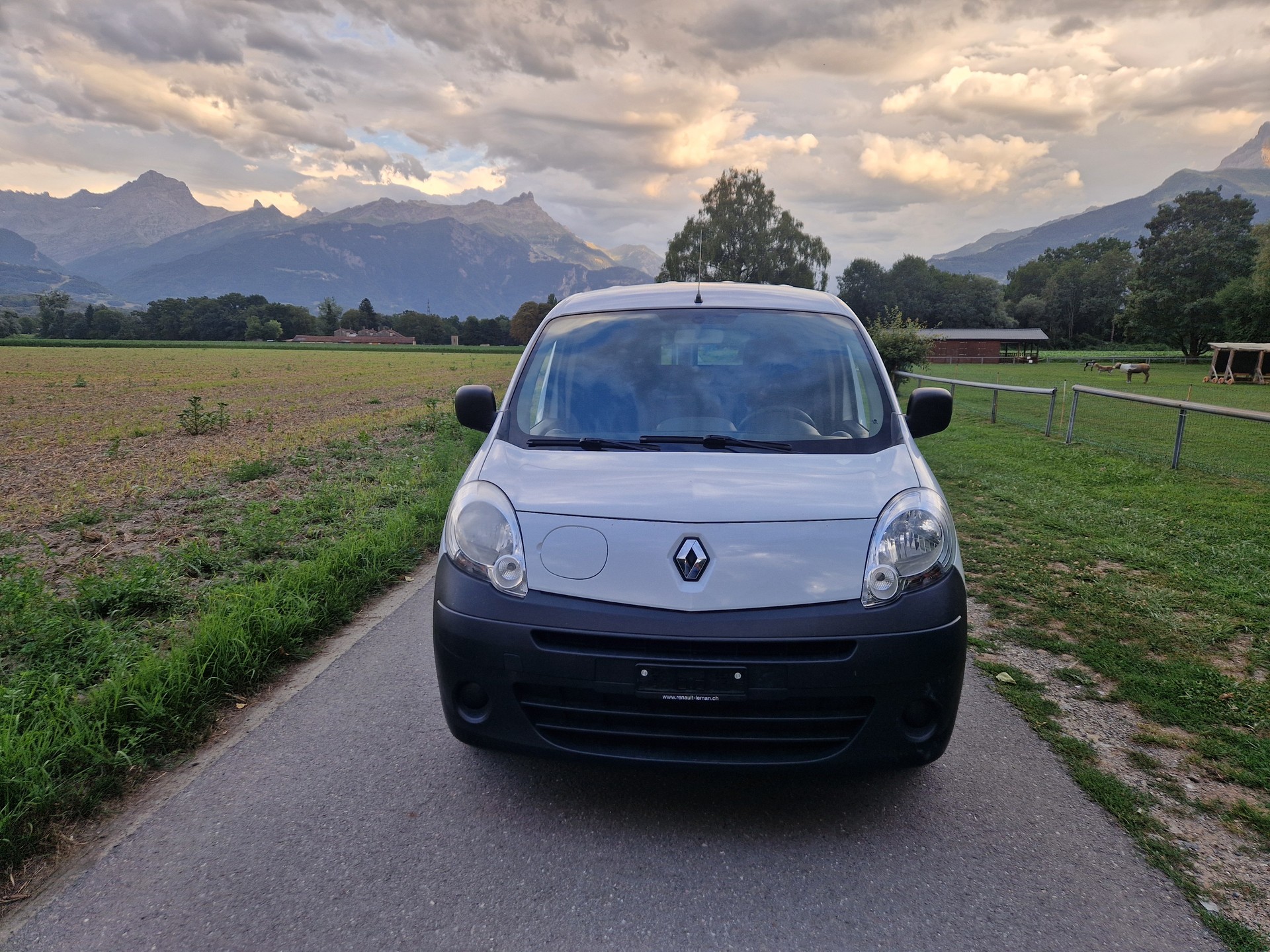 RENAULT Kangoo Z.E.-image-1