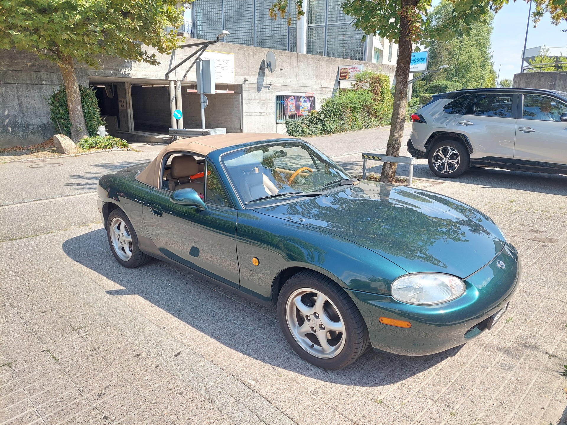 MAZDA 1.6 Classic Youngster-image-1