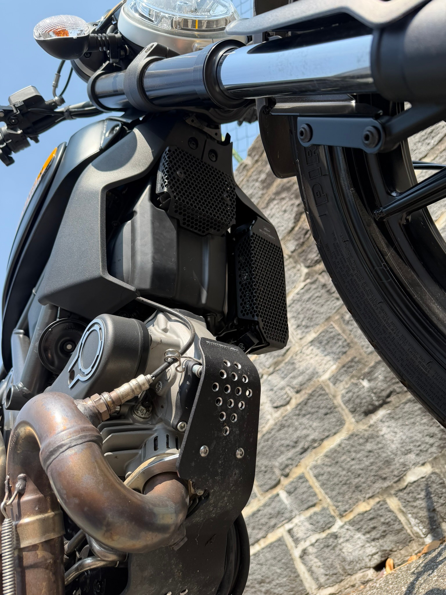 DUCATI Scrambler 800 Full Throttle-image-2