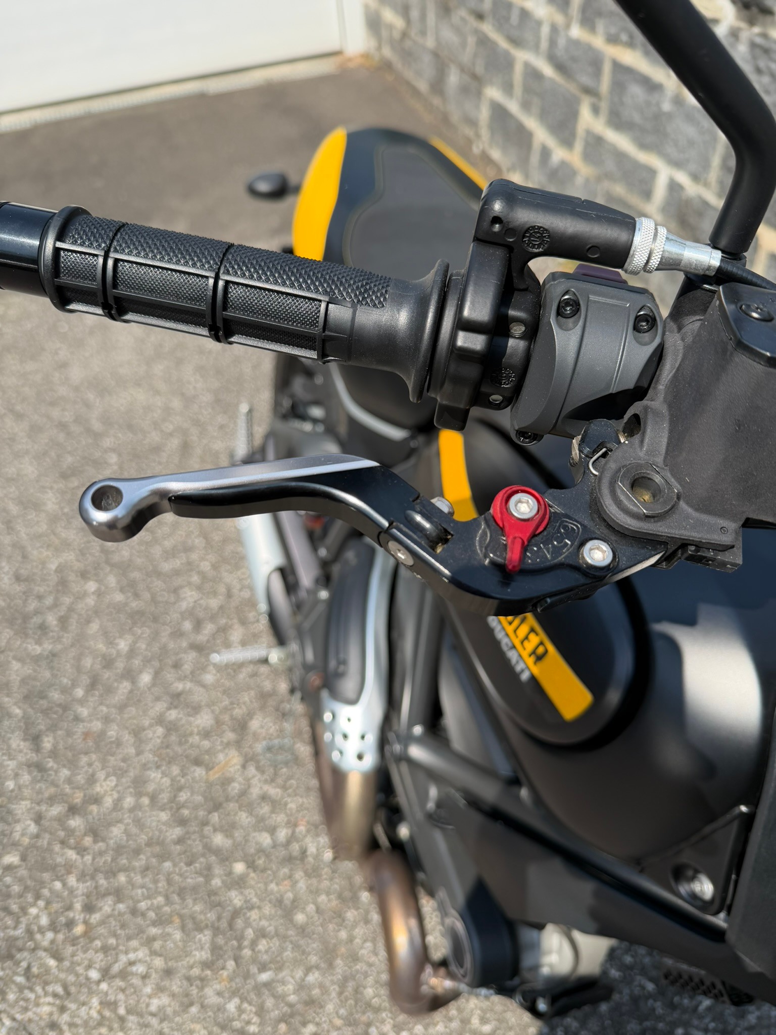 DUCATI Scrambler 800 Full Throttle-image-1