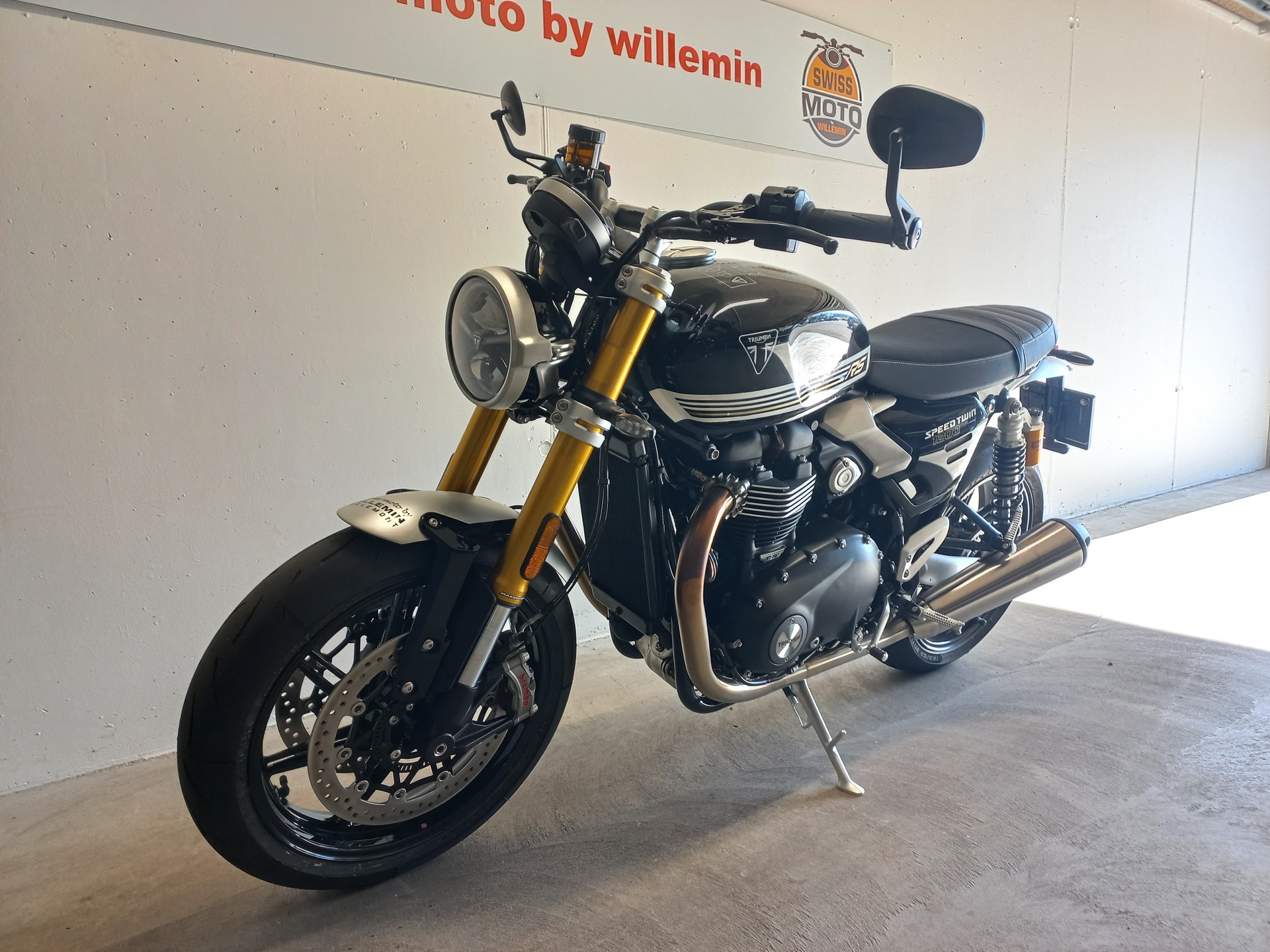 TRIUMPH Speed Twin 1200 RS-showroom-element-1