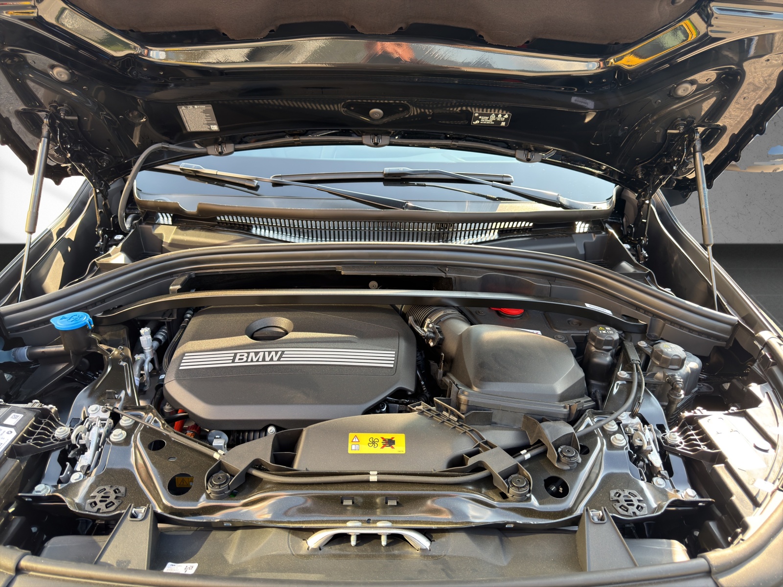 BMW X1 xDrive 25e M Sport-image-18