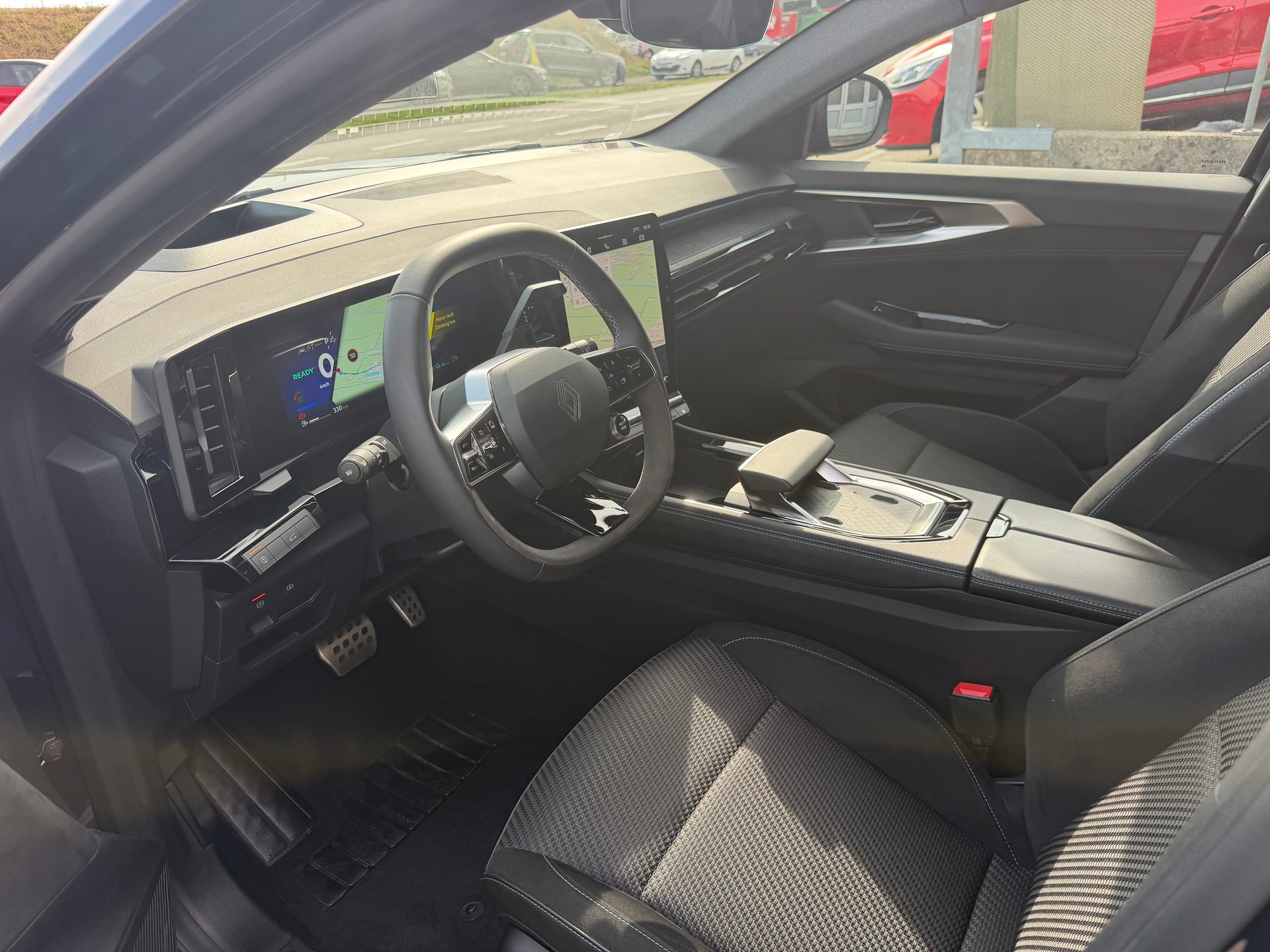 RENAULT Espace 1.2 E-Tech 200 Esprit Alpine 5-Sitze-image-5