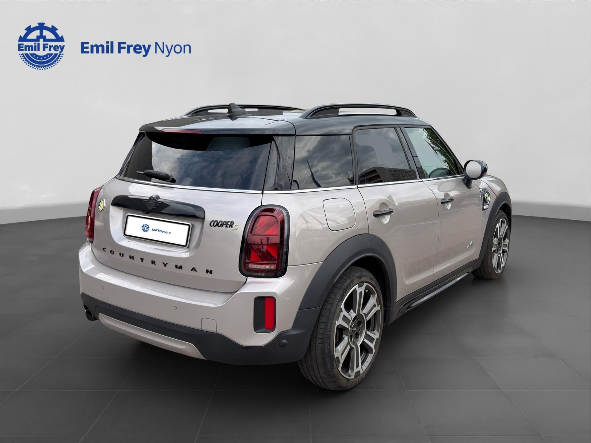 MINI Countryman F60 1.5i Cooper S E ALL4-image-5