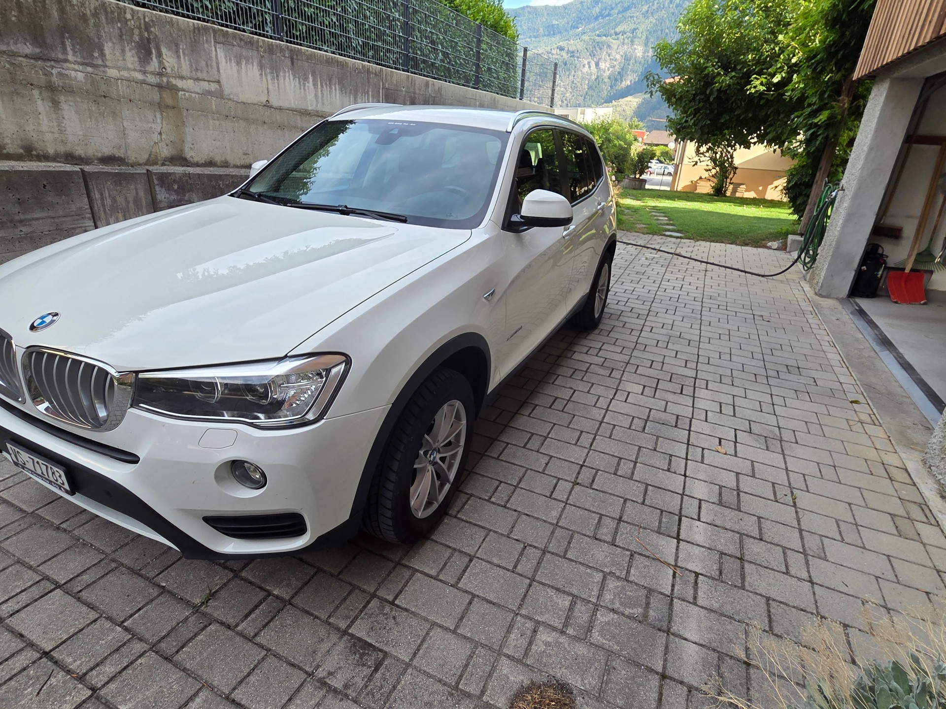 BMW 30d xDrive-image-5