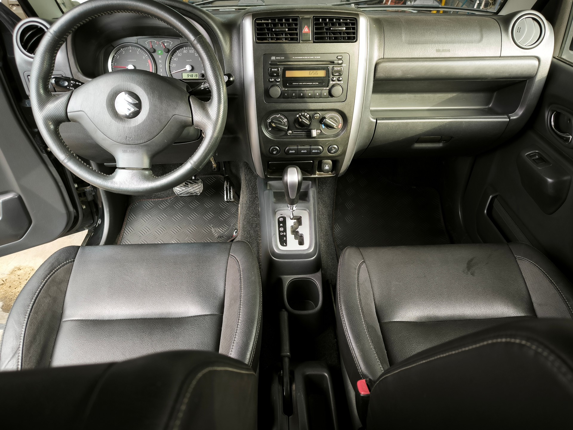 SUZUKI Jimny 1.3 limitée à 45km/h Barry Automatic-image-12