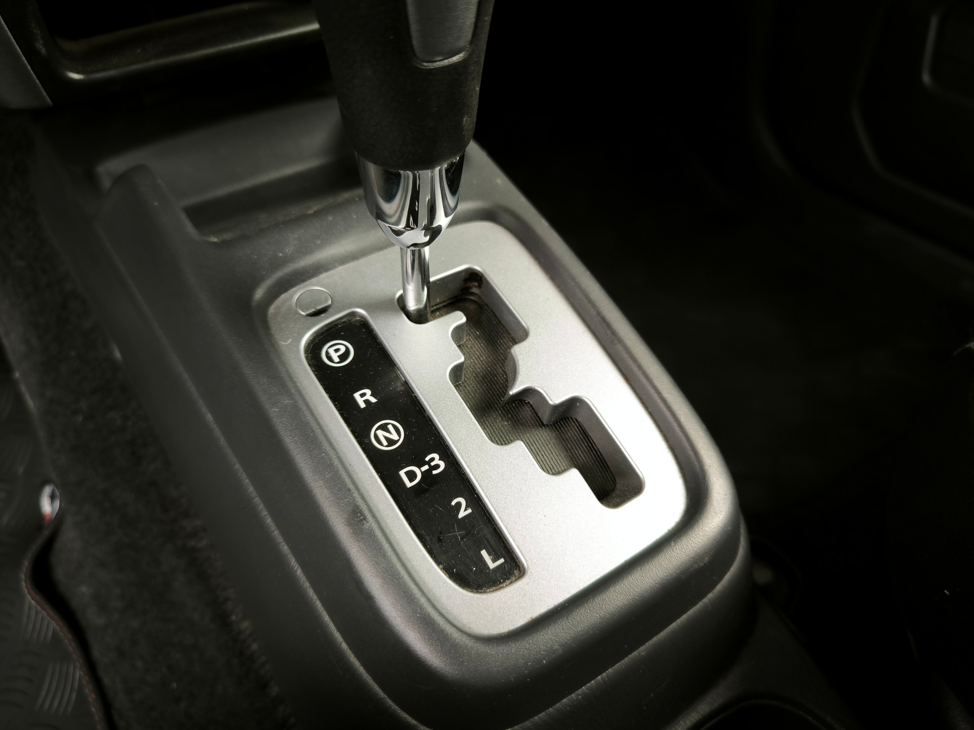 SUZUKI Jimny 1.3 limitée à 45km/h Barry Automatic-image-5