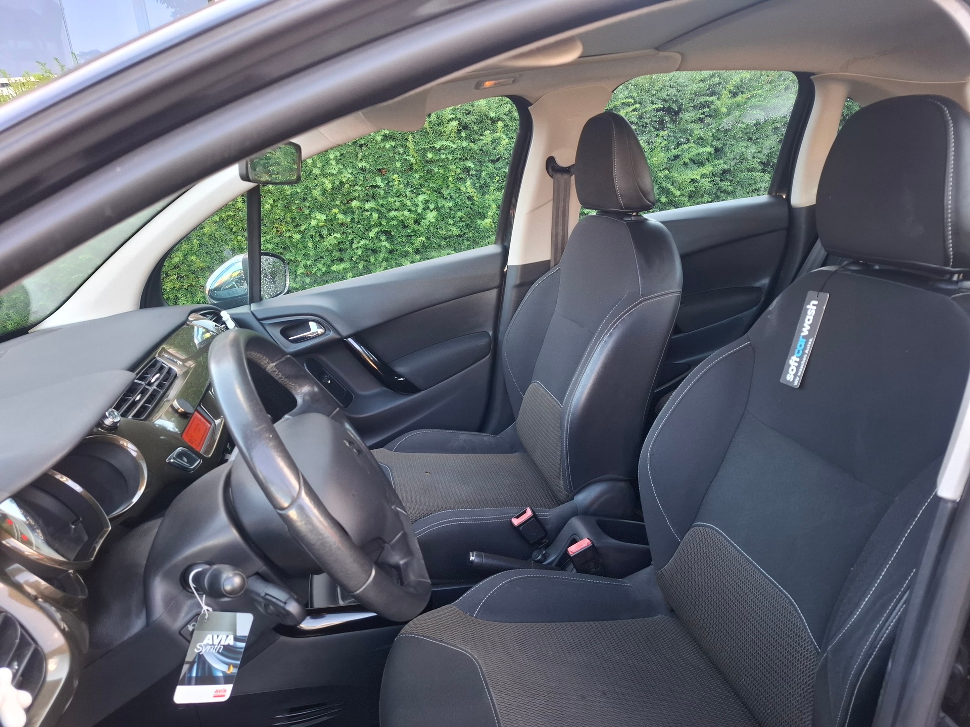 CITROEN C3 1.4i 16V Séduction-image-5