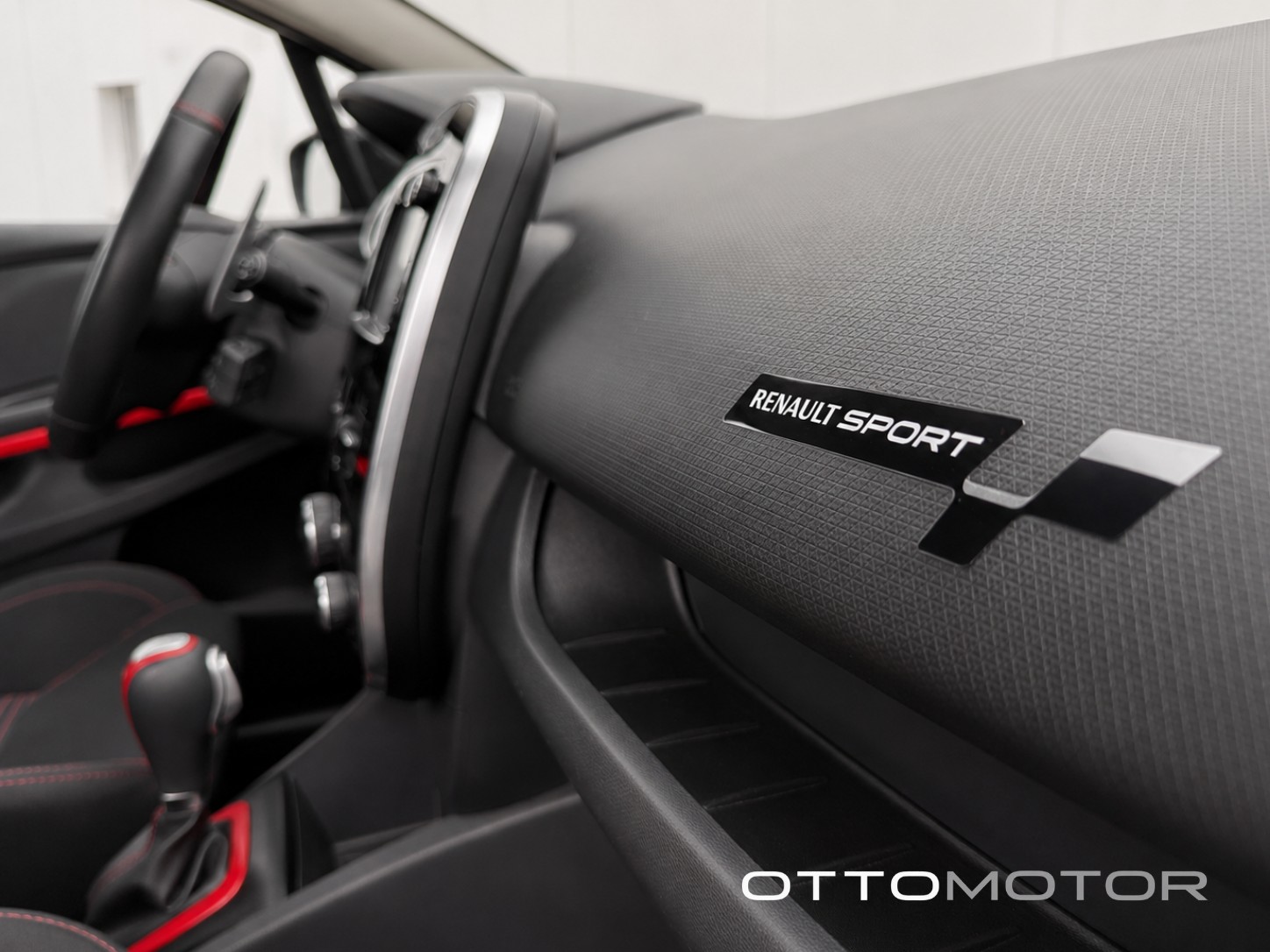 RENAULT RS 200EDC - Ein Auto von OTTOMOTOR - Hilft beim Kauf und Verkauf Ihres Fahrzeugs-image-6