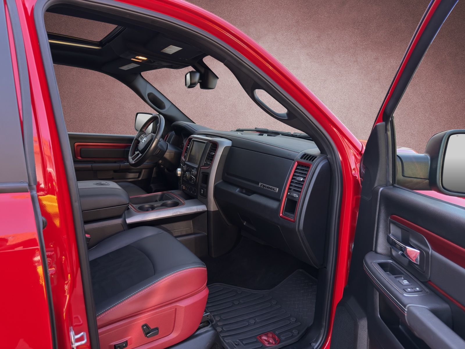 DODGE Ram Rebel-image-8