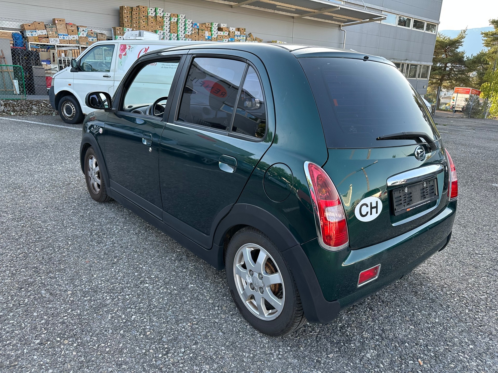 DAIHATSU Trevis 1.0-image-0