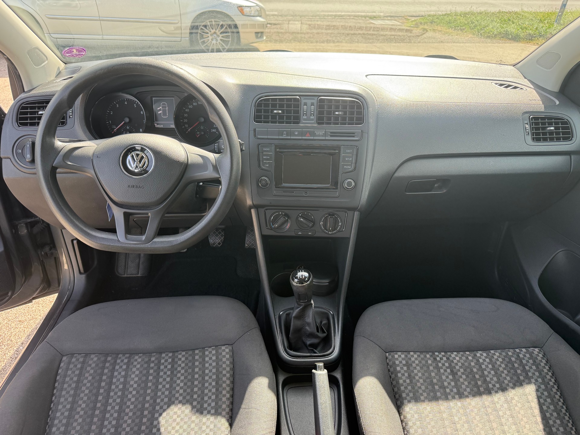VW Polo 1.0 BMT Trendline-image-10