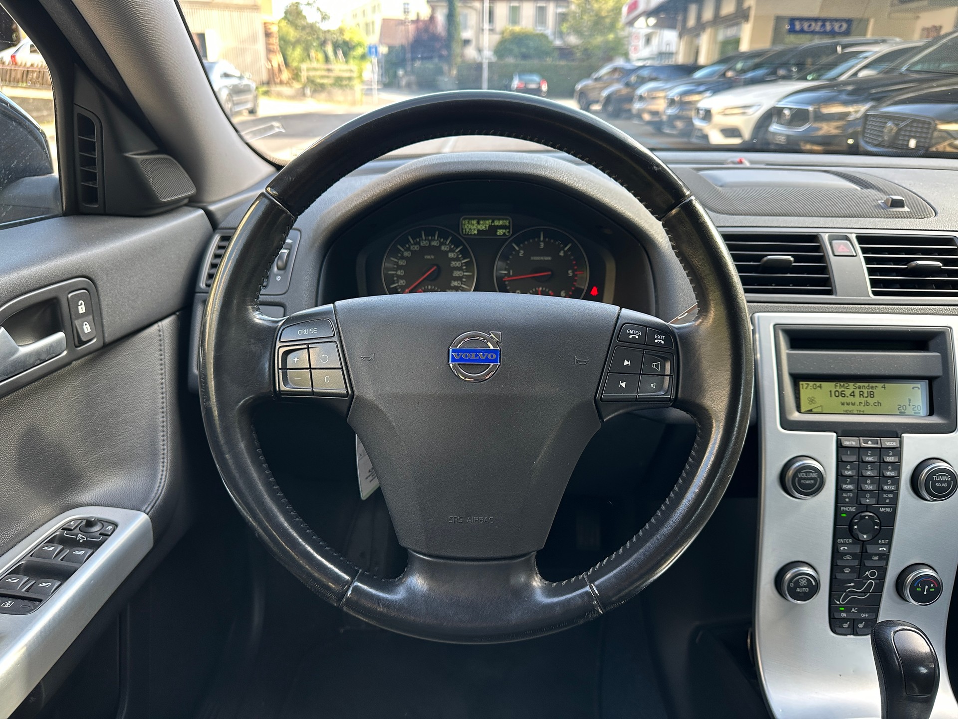 VOLVO V50 D3 Business Edition Geartronic-image-5