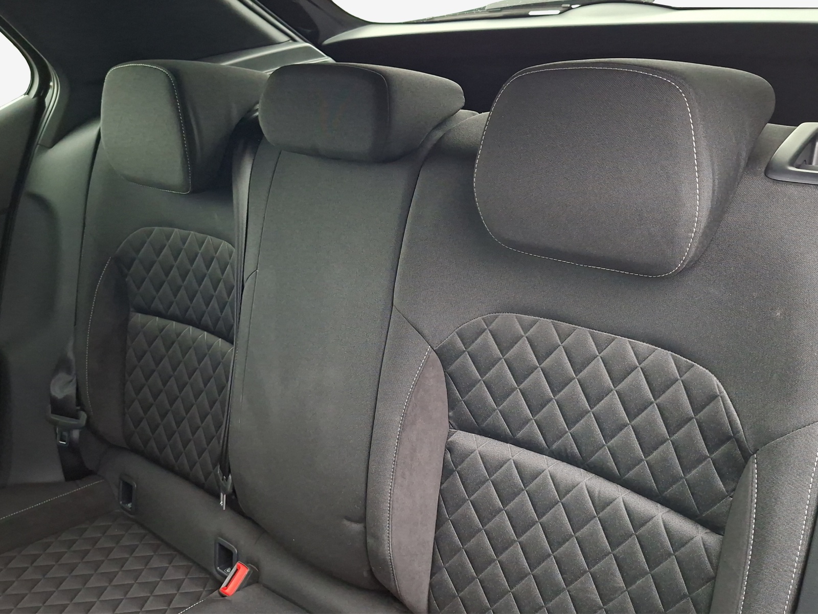 SKODA Fabia 1.0 TSI Dynamic DSG-image-11